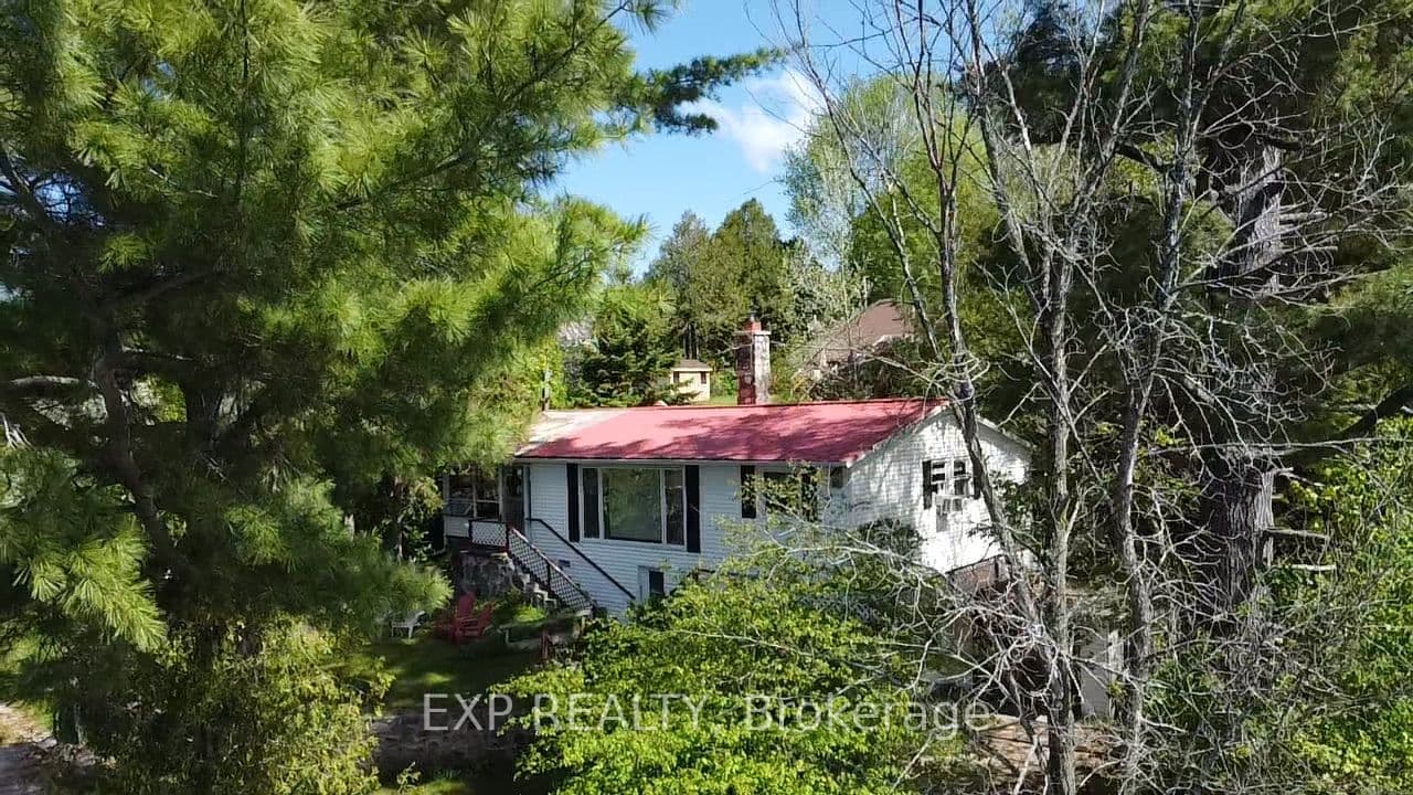 72B Bridge Street, Addington Highlands, ON K0H 1L0