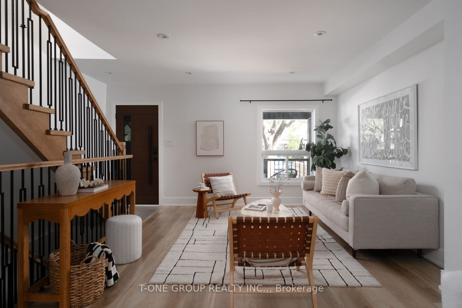 442 Margueretta Street, Toronto, ON M6H 3S5