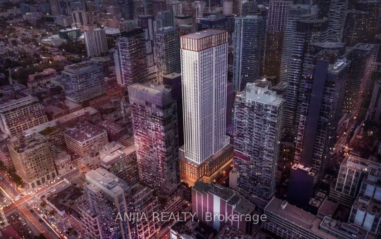 400 King Street W 3028, Toronto, ON M5V 0X8