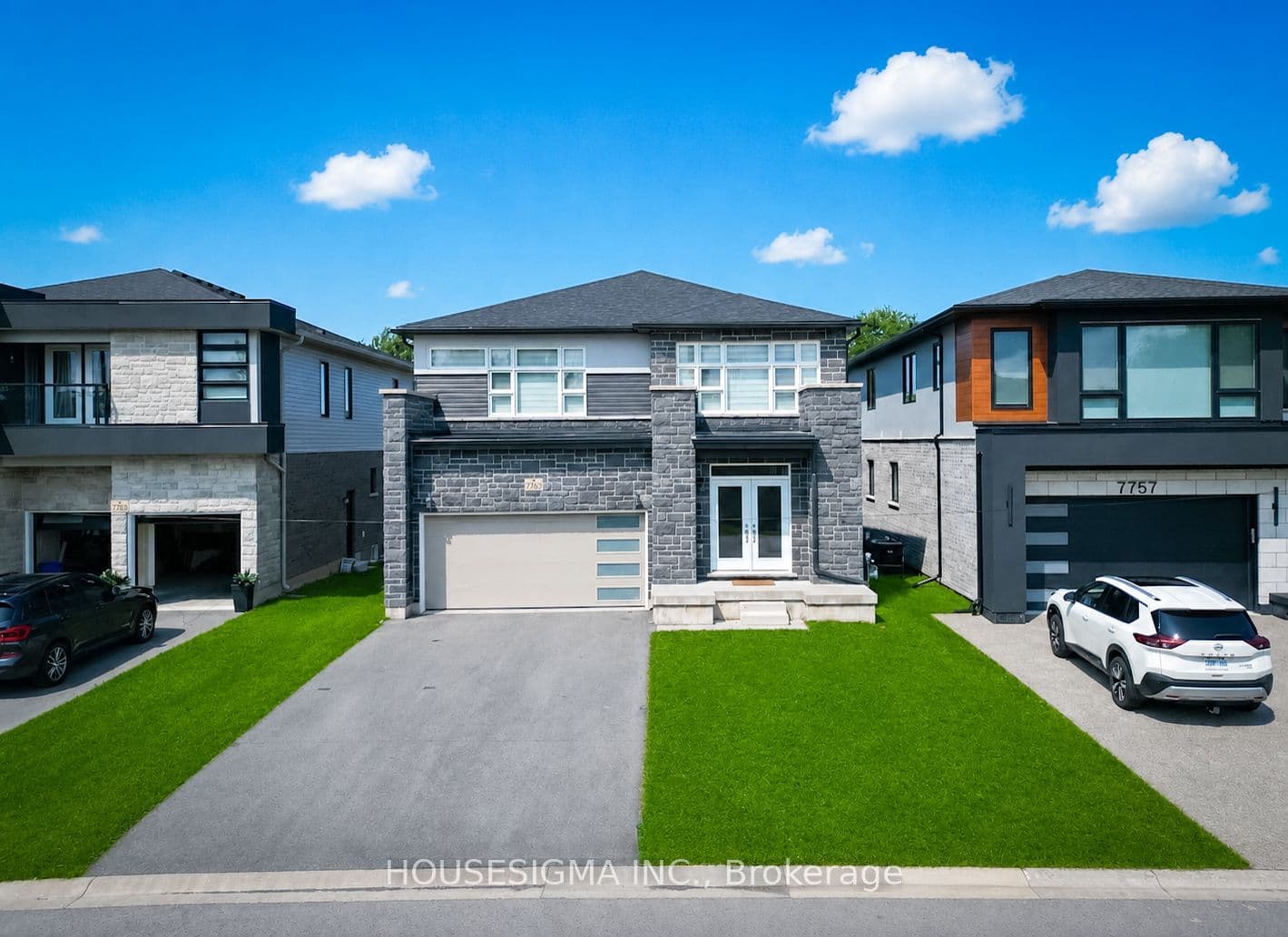 7763 Secretariat Court, Niagara Falls, ON L7C 4G6