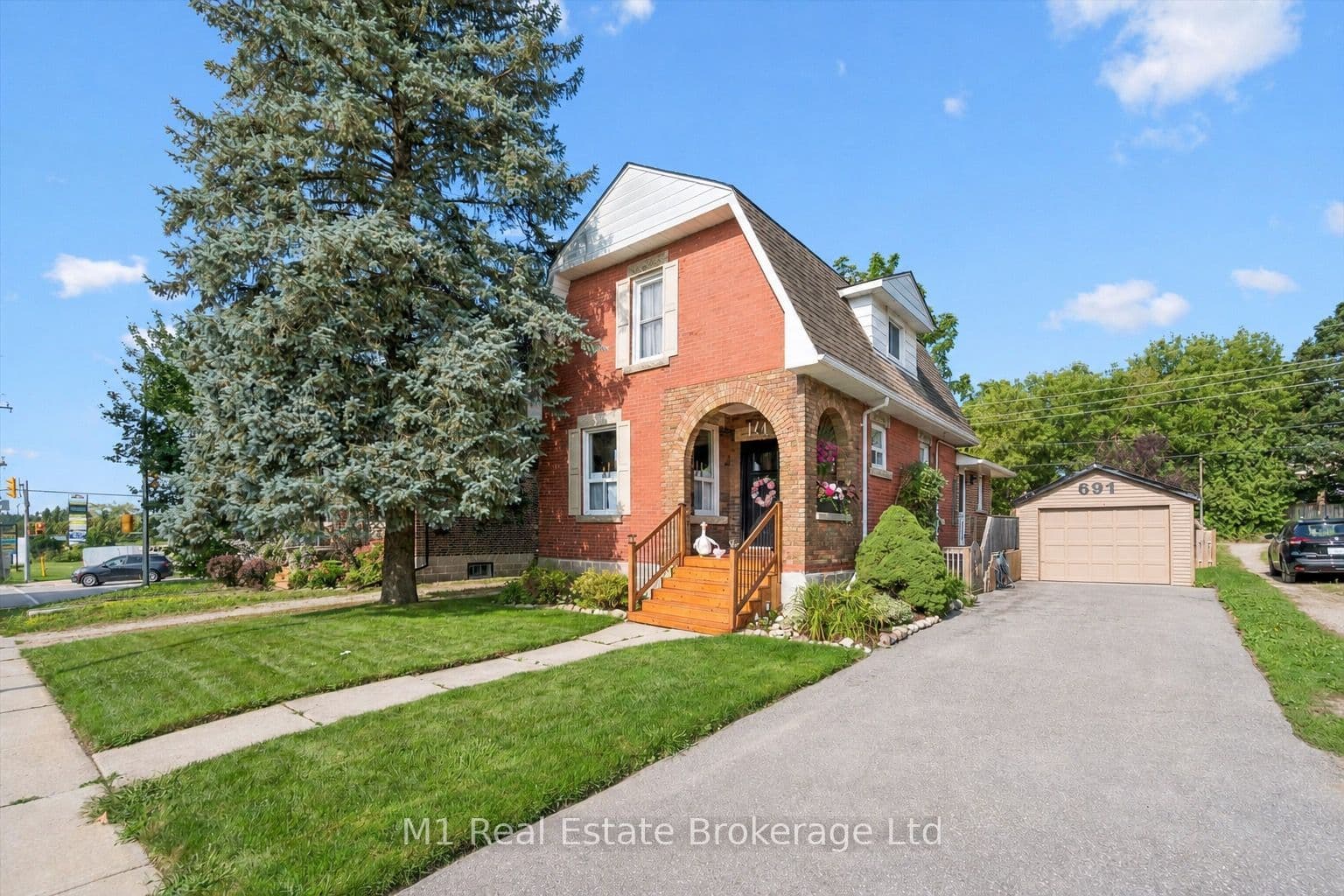 691 St Andrew Street W, Centre Wellington, ON N1M 1P7