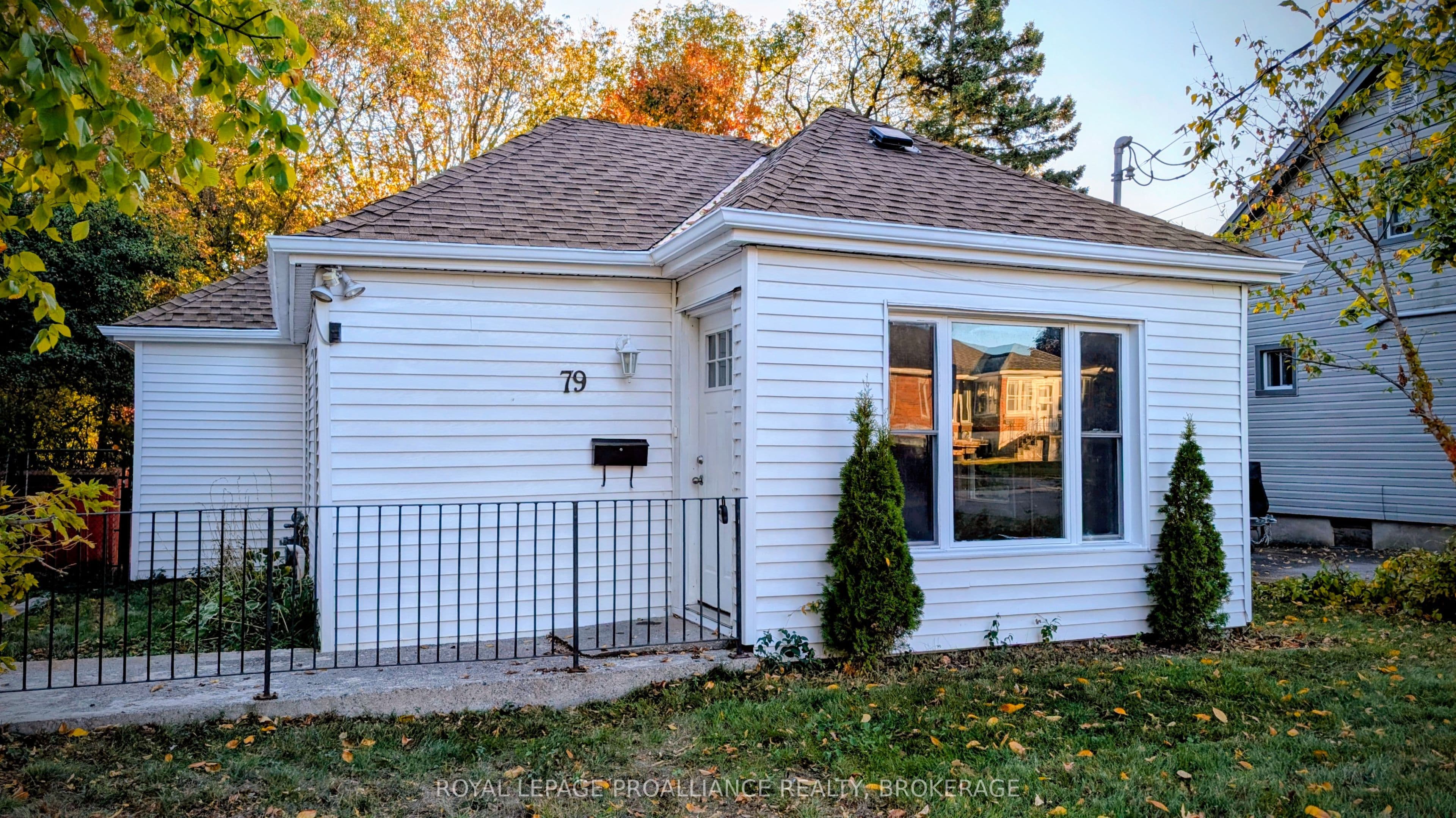 79 McDonald Avenue, Kingston, ON K7M 1R2