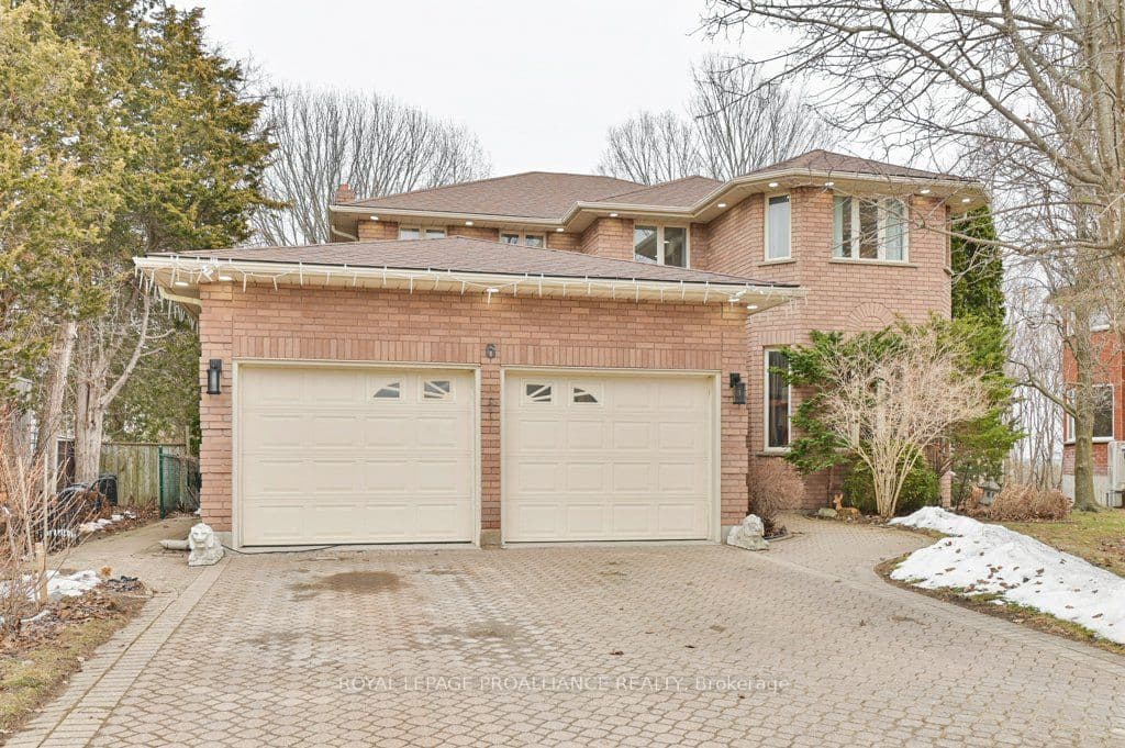 6 Bridlewood Lane, Quinte West, ON K8V 6N4