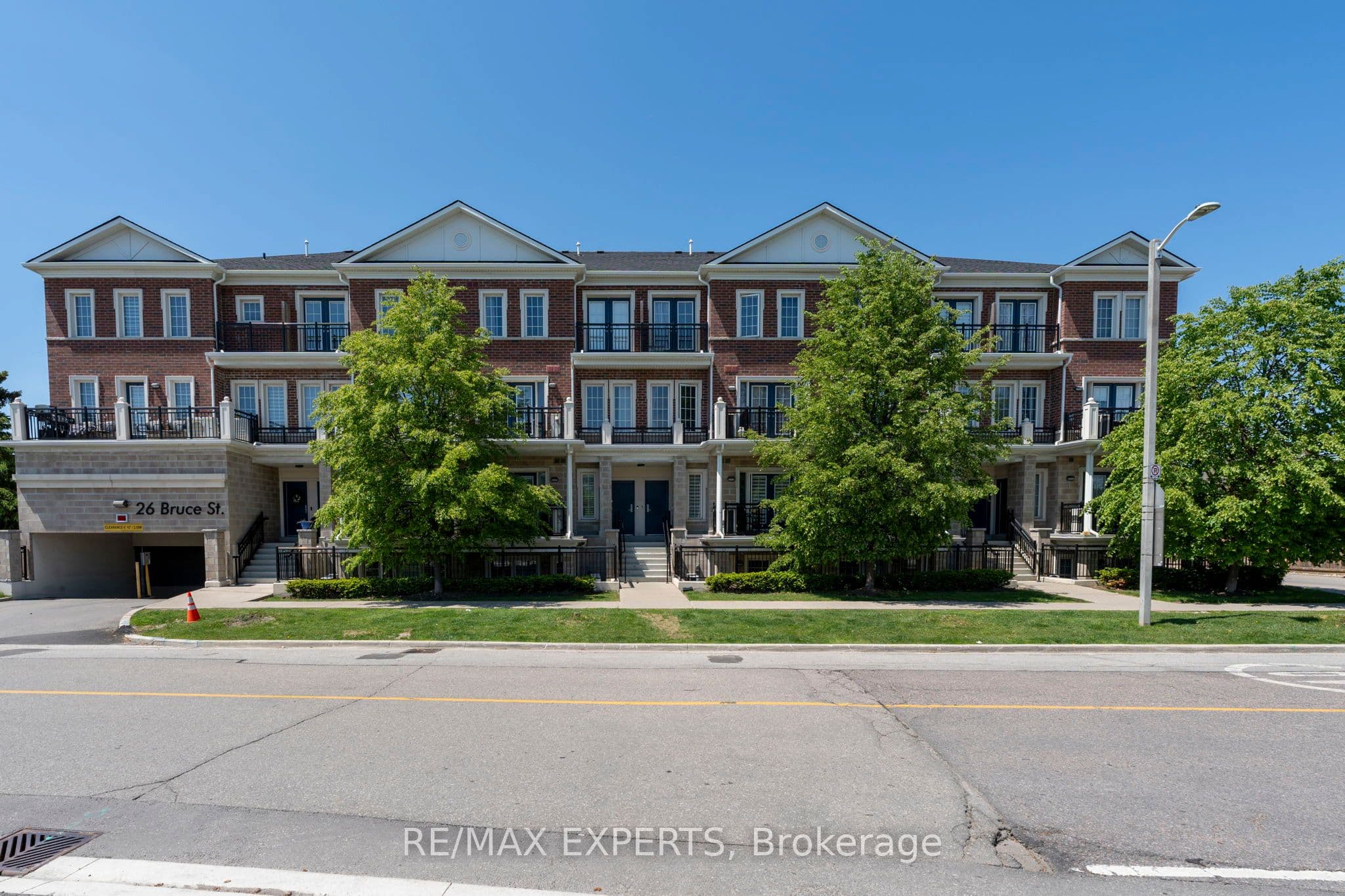 26 Bruce Street A04, Vaughan, ON L4L 0H4