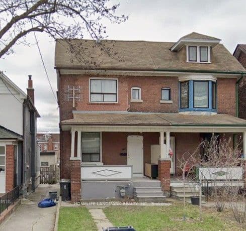 19 Armstrong Avenue 2nd Fl, Toronto, ON M6H 1V9