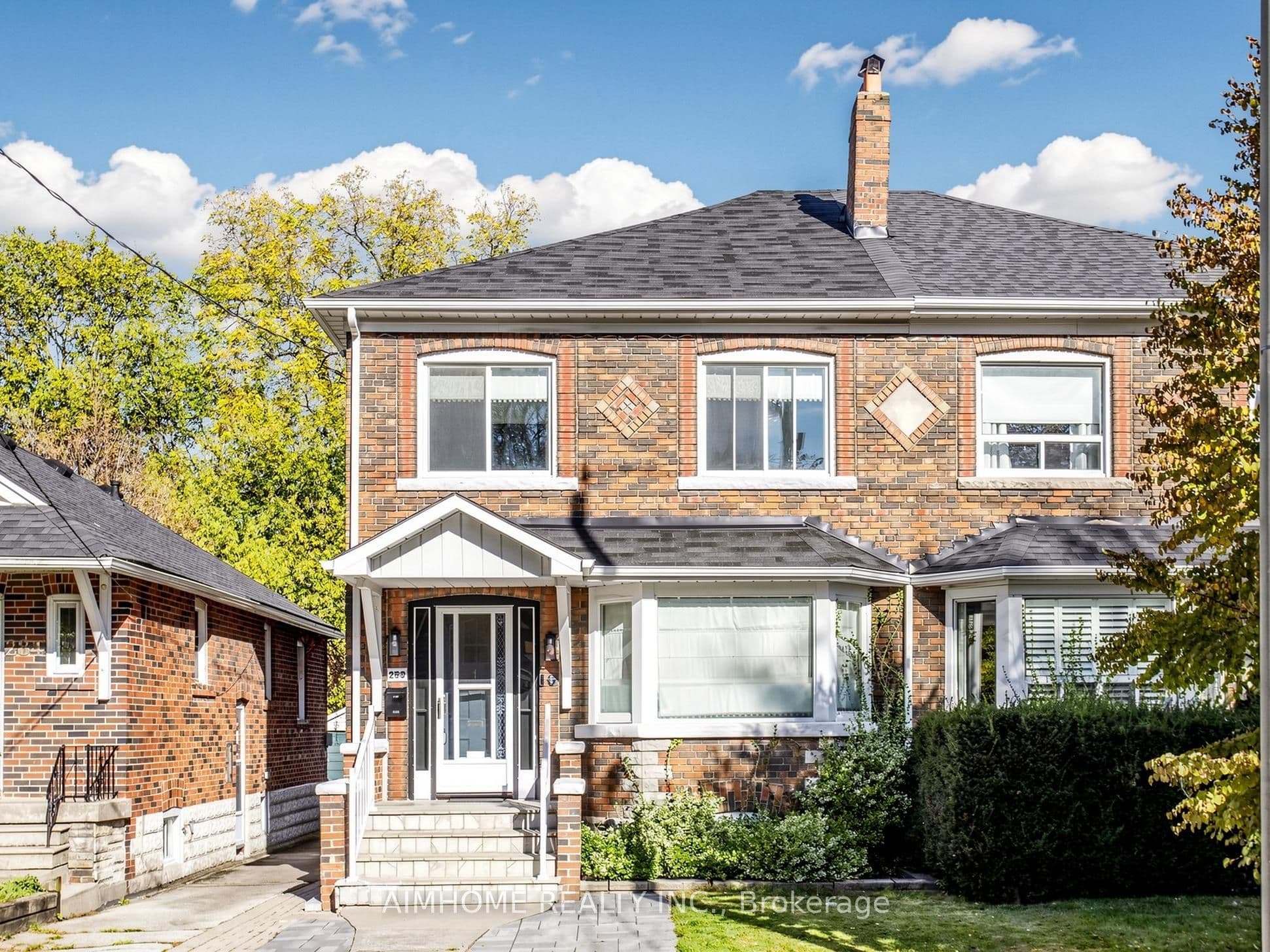 280 Fairlawn Avenue, Toronto, ON M5M 1T1