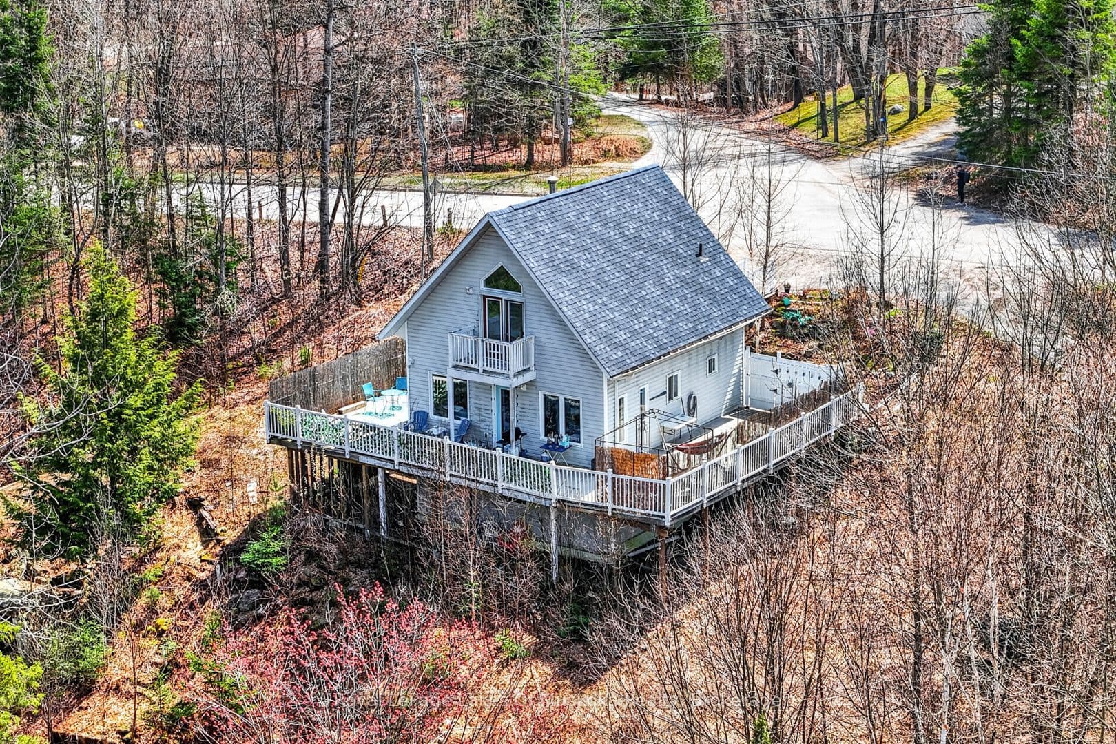 1616 Skyline Drive, Huntsville, ON P1H 1A5