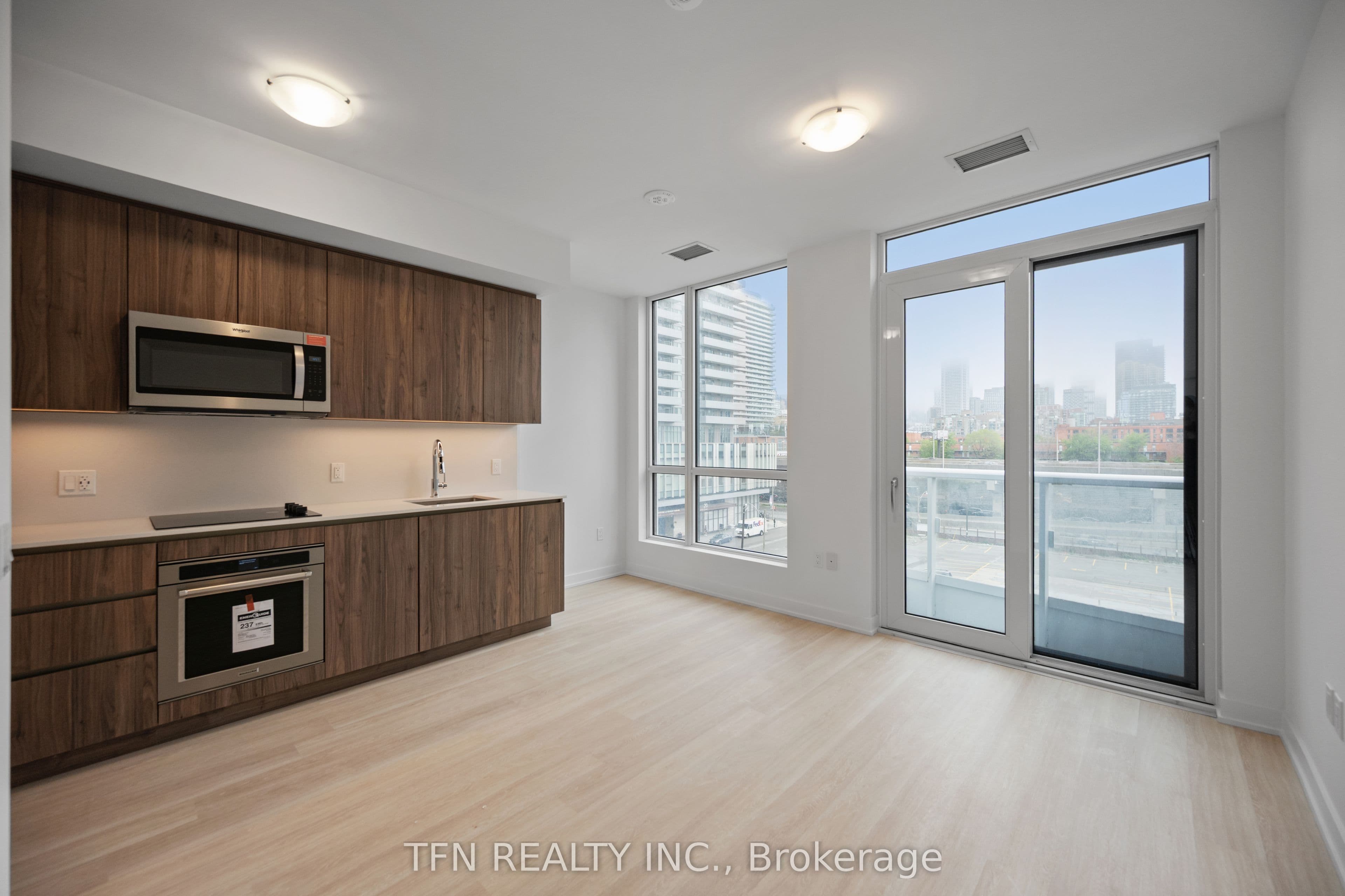 15 Richardson Street 504, Toronto, ON M5A 0Y5