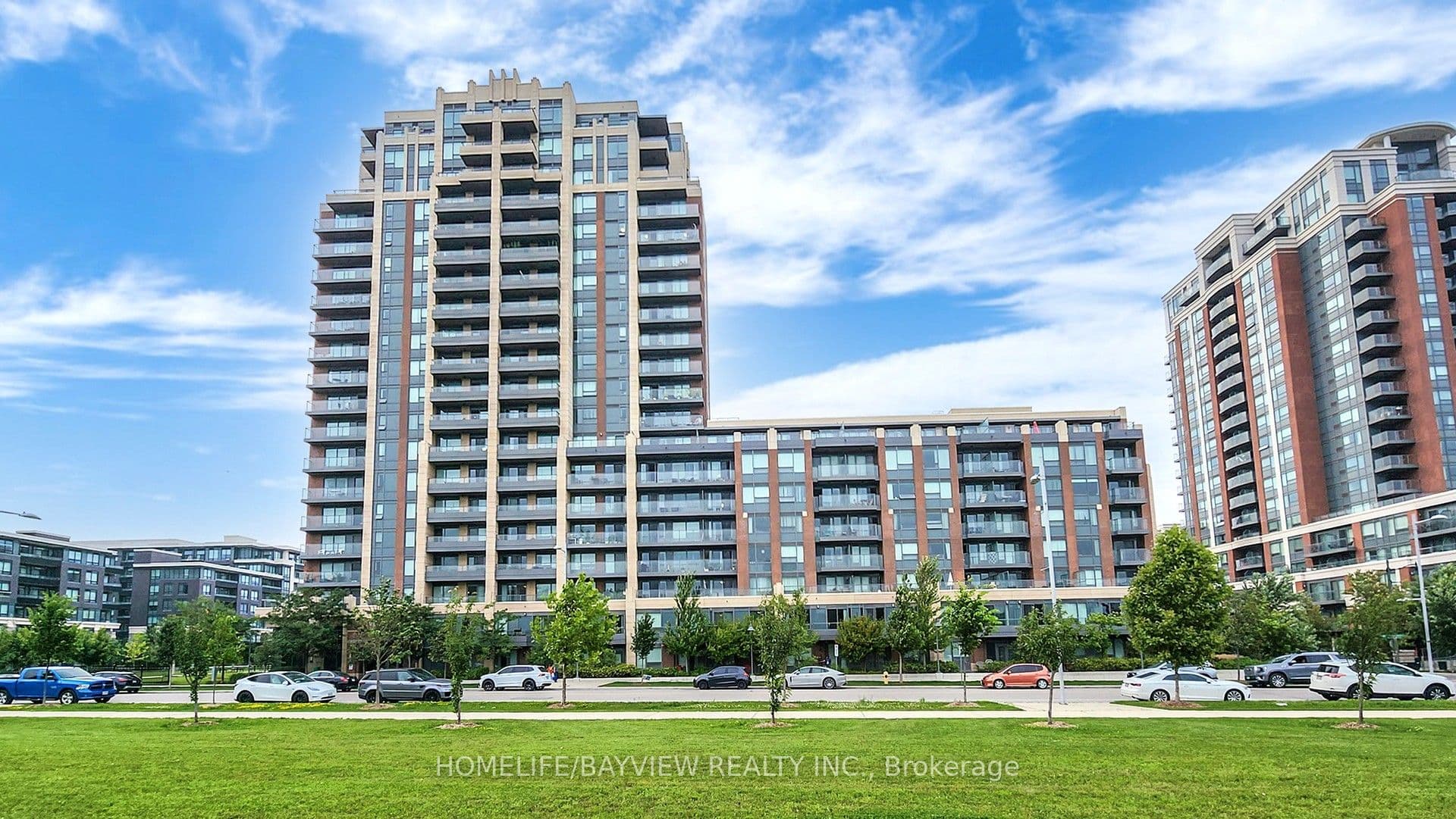 18 Uptown Drive #710, Markham, ON L3R 5M5