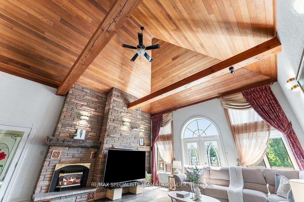 12 Edgeforest Drive, Brampton, ON L6P 0E1