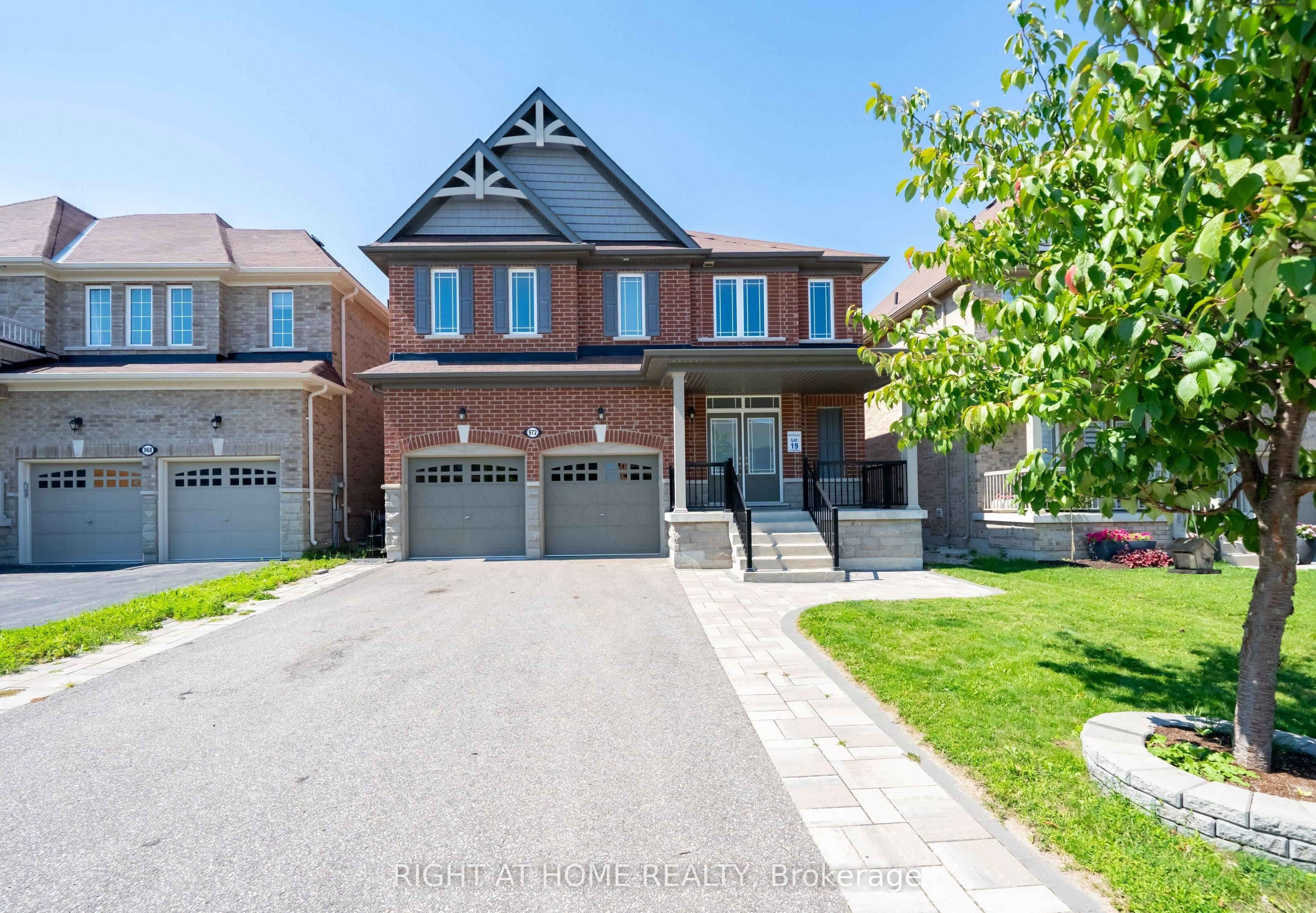 972 Green Street, Innisfil, ON L0L 1W0