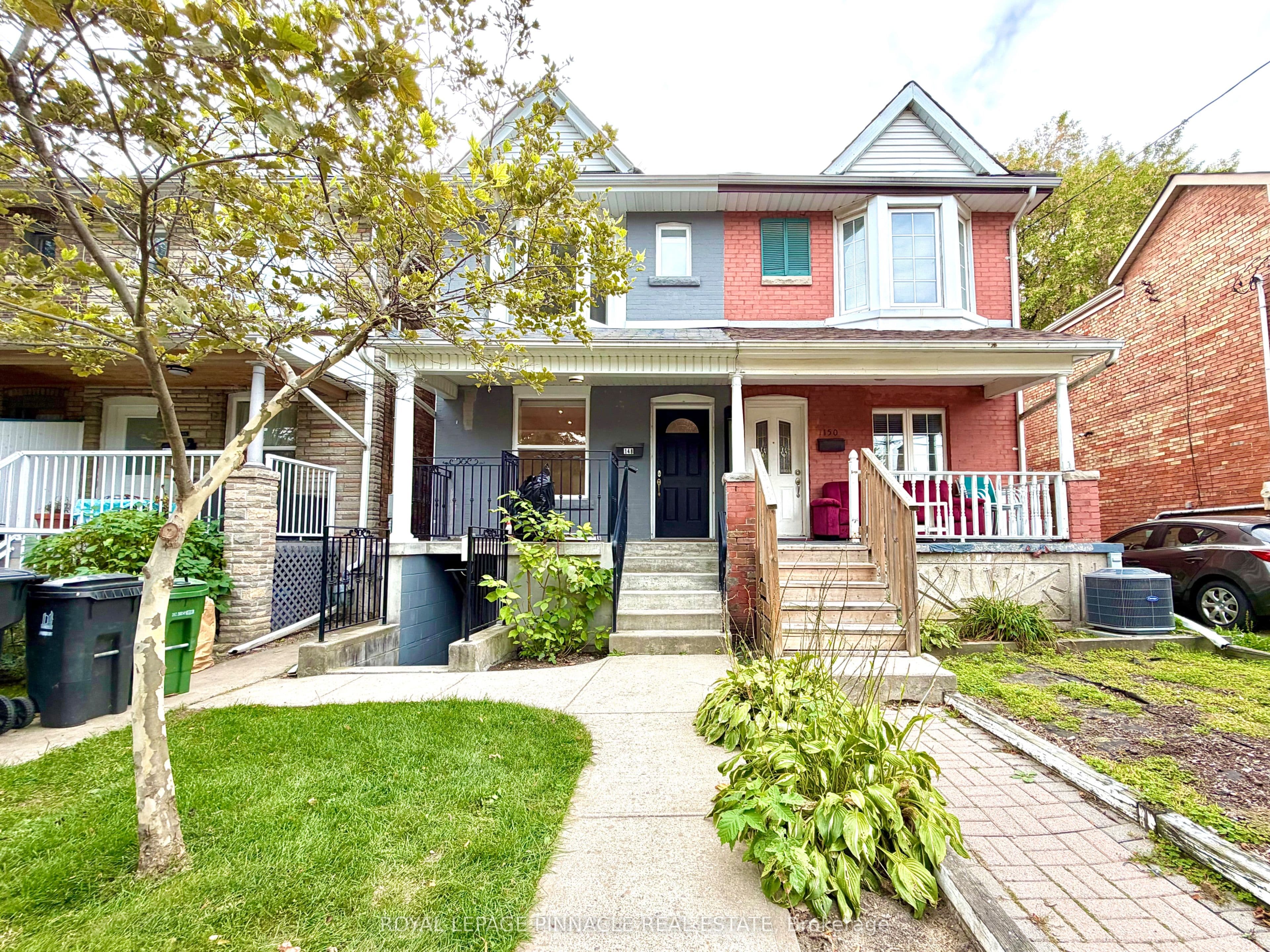 148 Campbell Avenue Main, Toronto, ON M6P 3V2