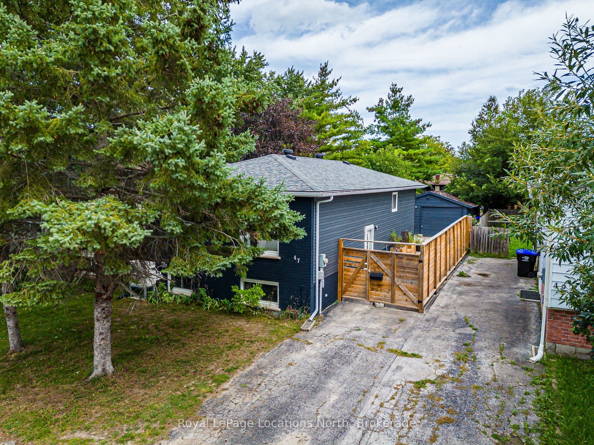 47 Courtice Crescent, Collingwood, ON L9Y 4N7