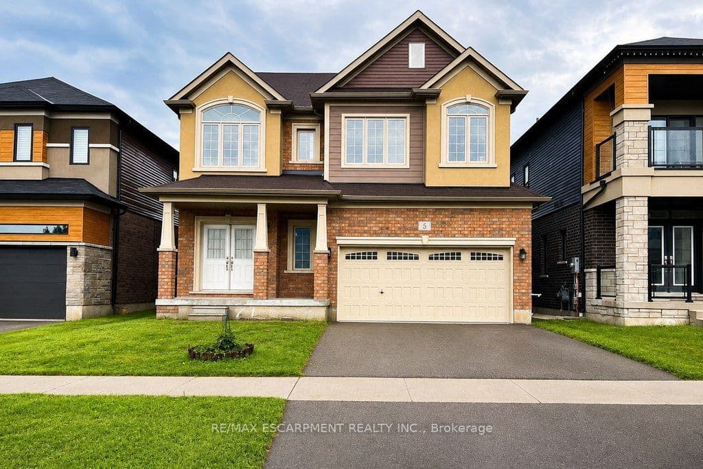 5 Sleeth Street, Brantford, ON N3S 0J7