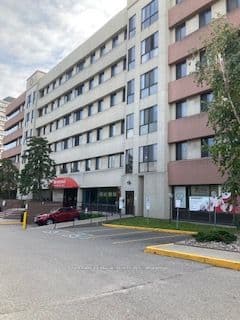 10 Gateway Boulevard 105, Toronto, ON M3C 3N8