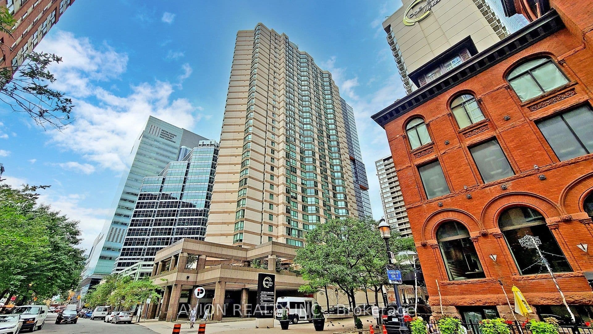 38 Elm Street 3108, Toronto, ON M5G 2K5