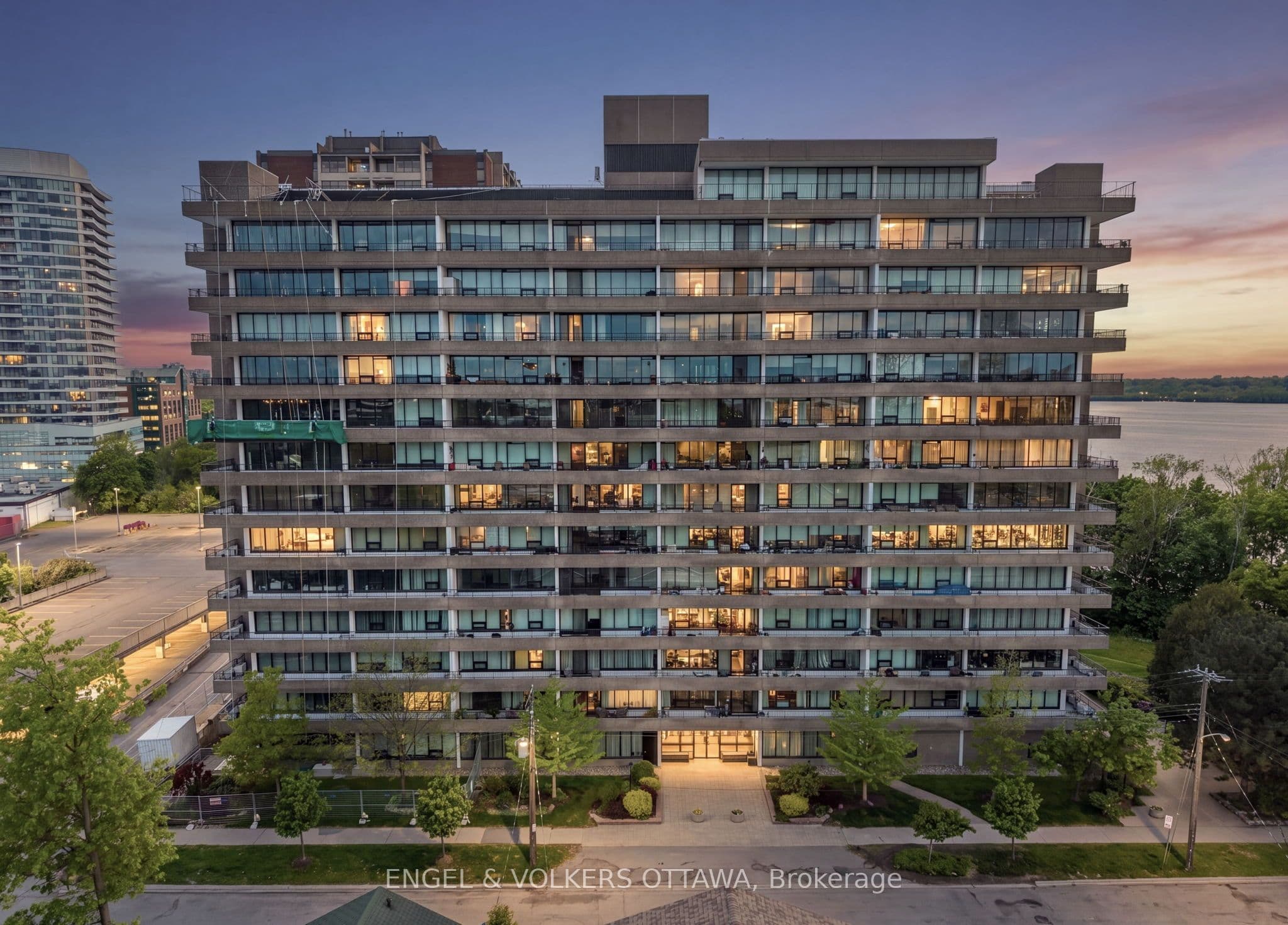 370 Dominion Avenue EX2, Carlingwood - Westboro and Area, ON K2A 3X4