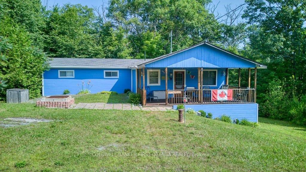 1036 Rossland Lane, Frontenac, ON K0H 1B0