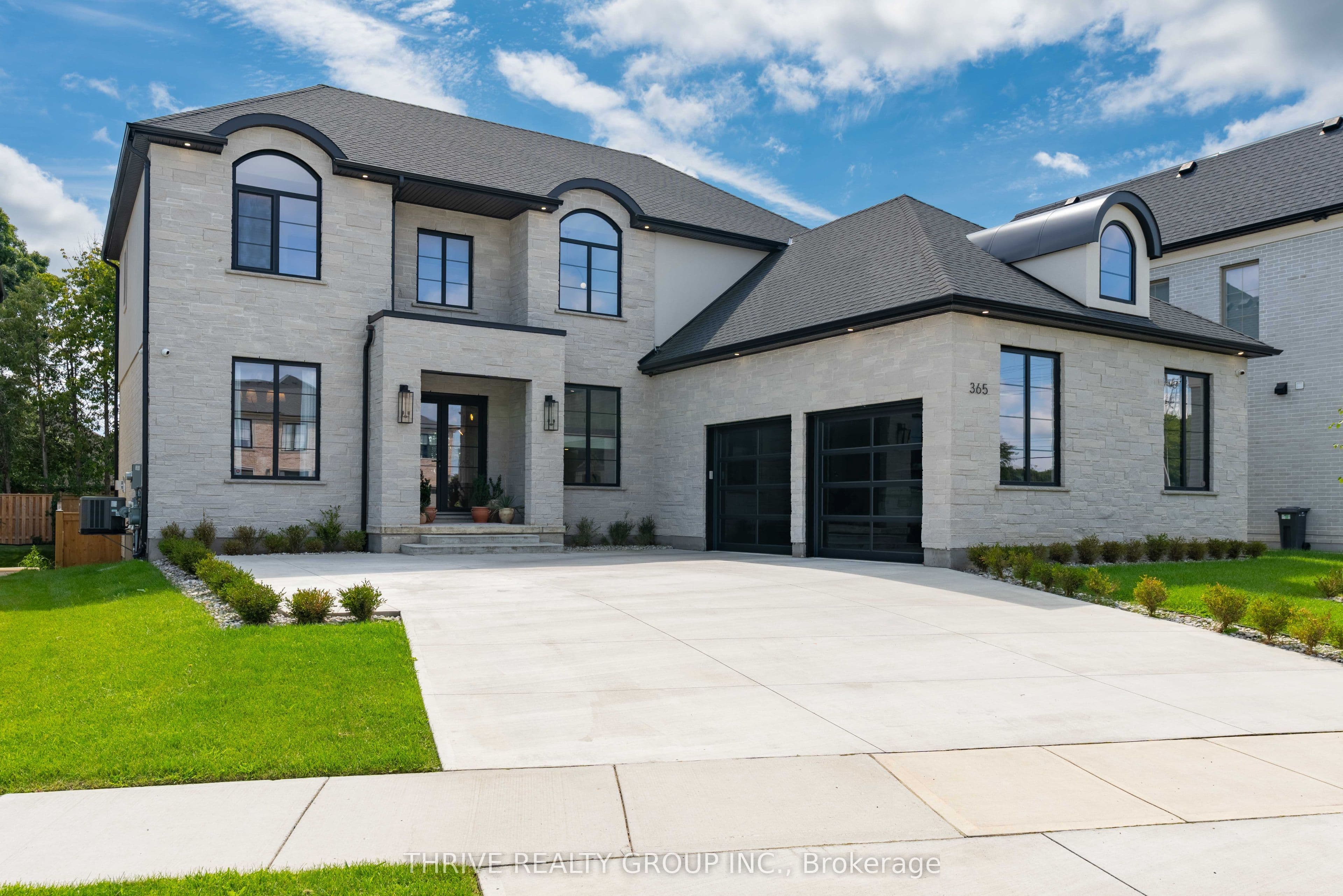 365 MANHATTAN Drive, London South, ON N6K 0L5