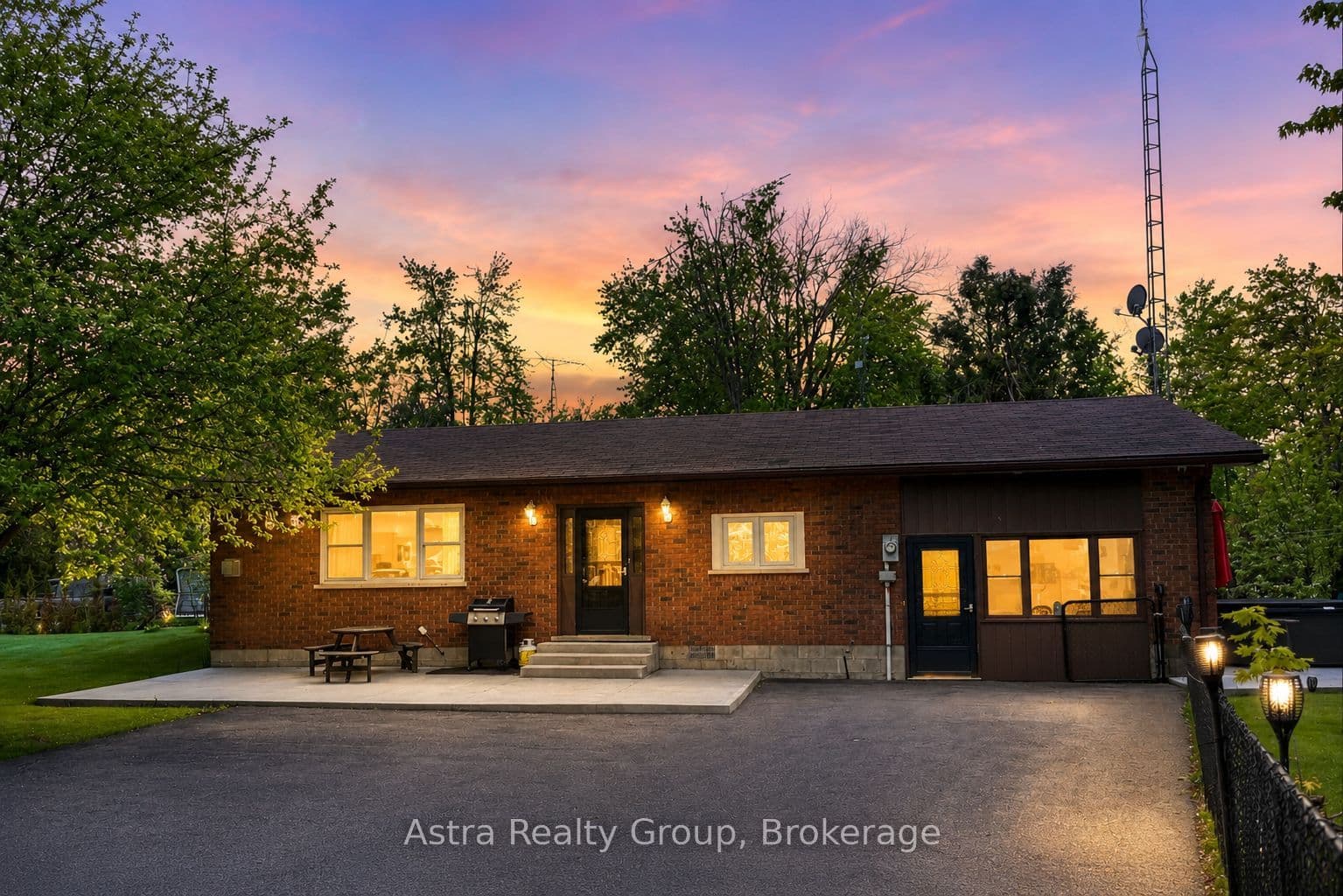 21 Sackitt Road, Kawartha Lakes, ON K0M 1N0
