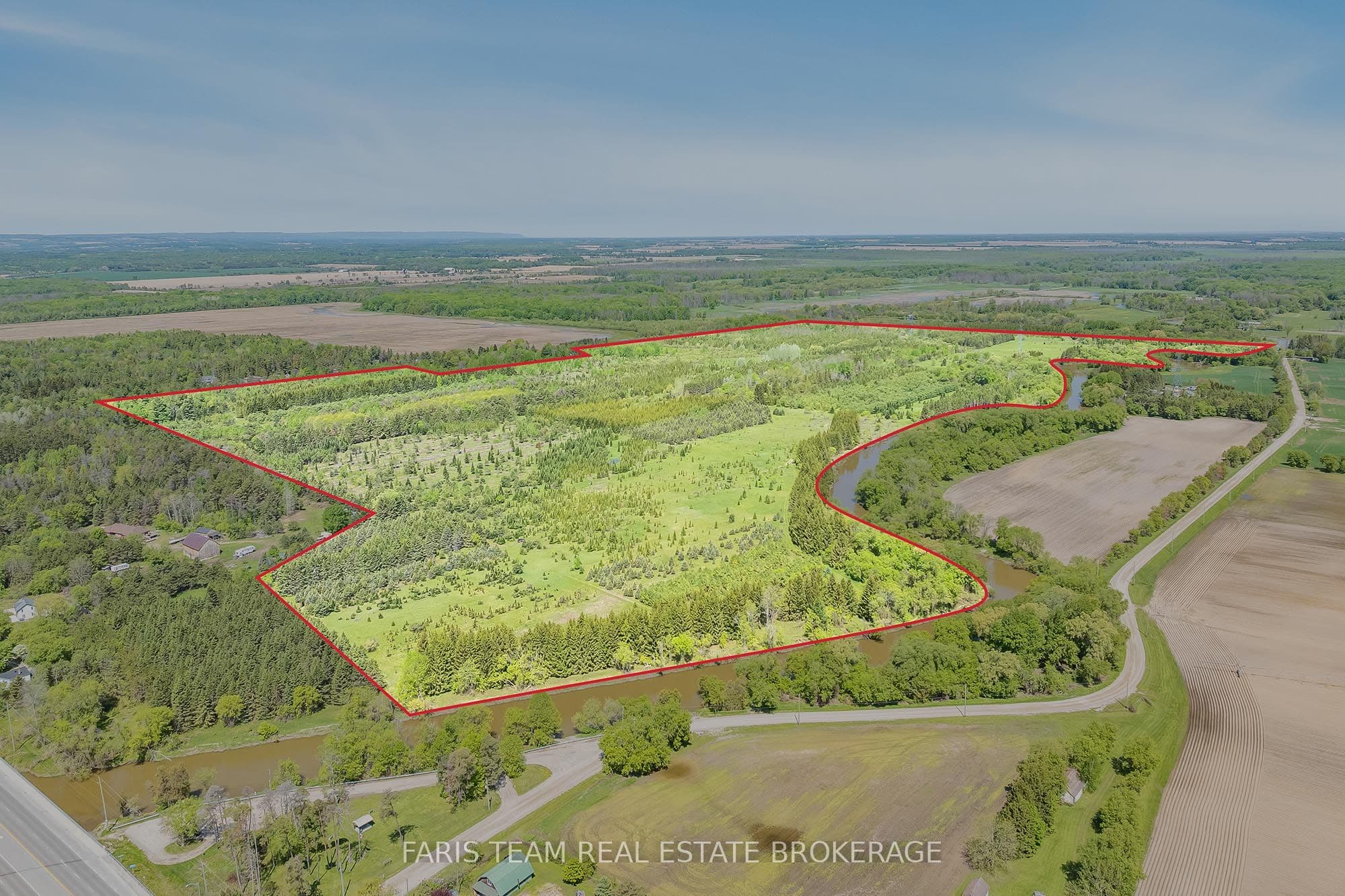 8971 McKinnon Road, Essa, ON L0M 1B4