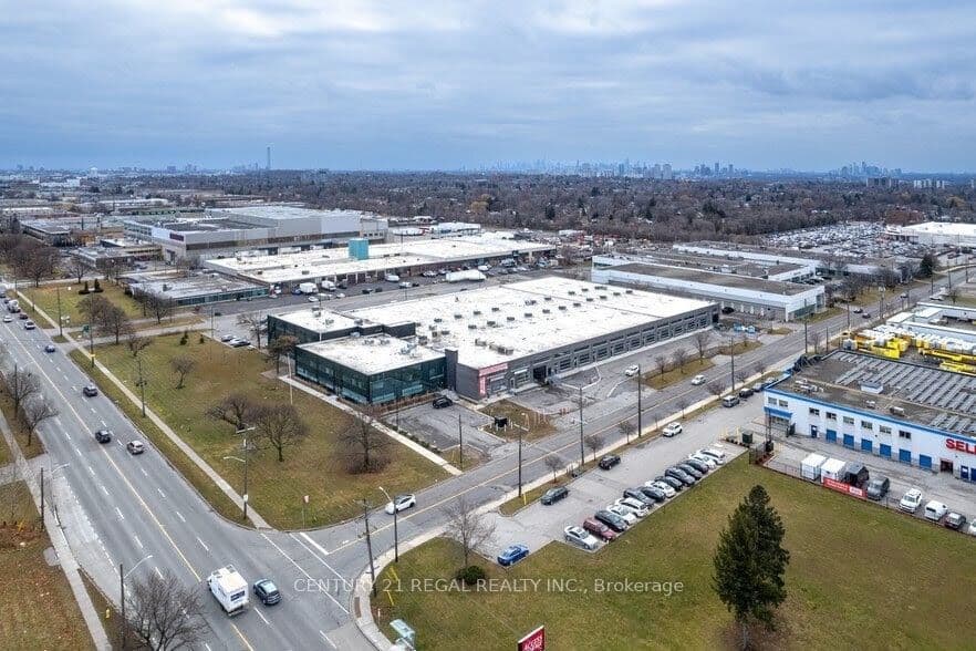 1550 Birchmount Road 201, Toronto, ON M1P 2H1
