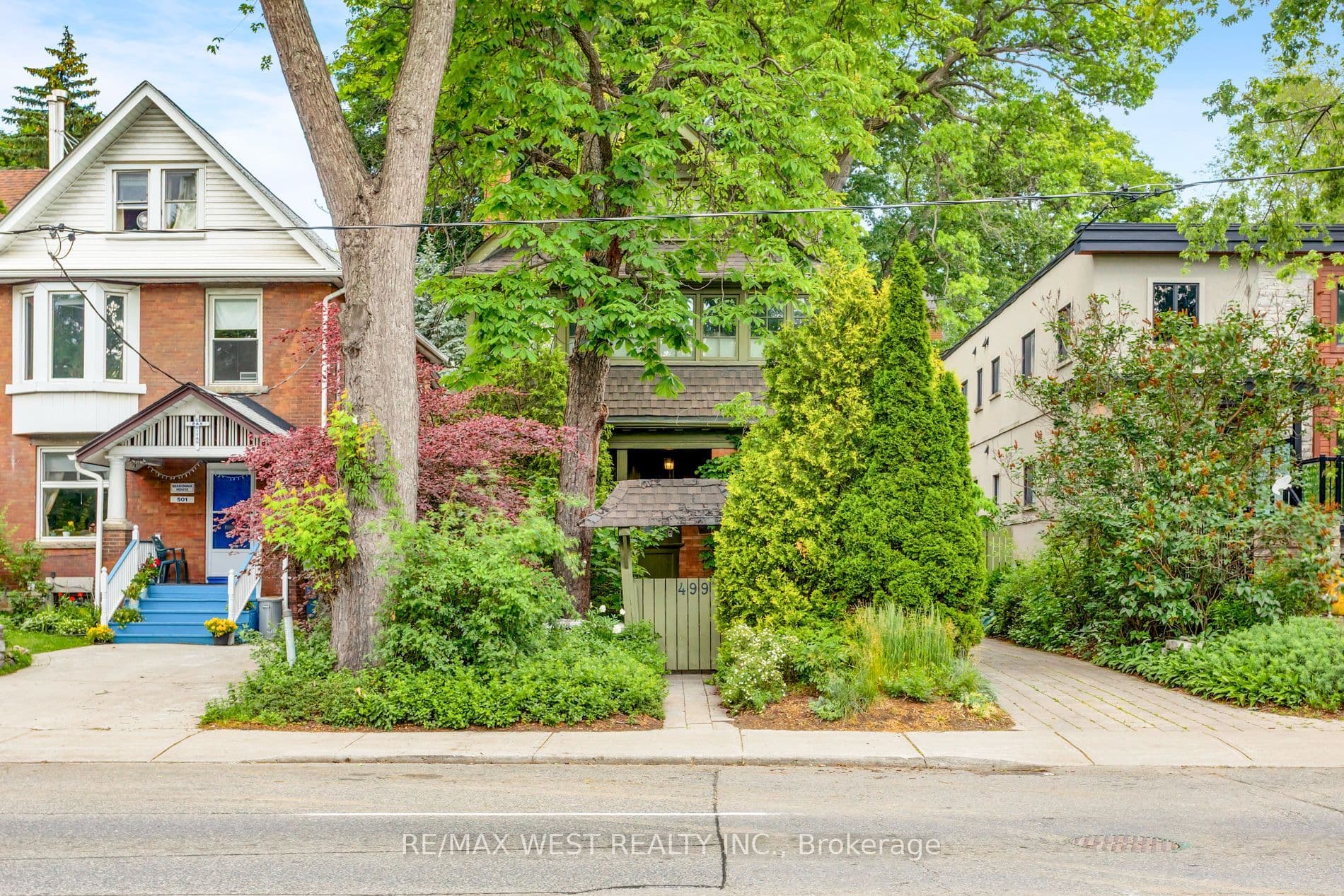 499 Parkside Drive, Toronto, ON M6R 2Z9