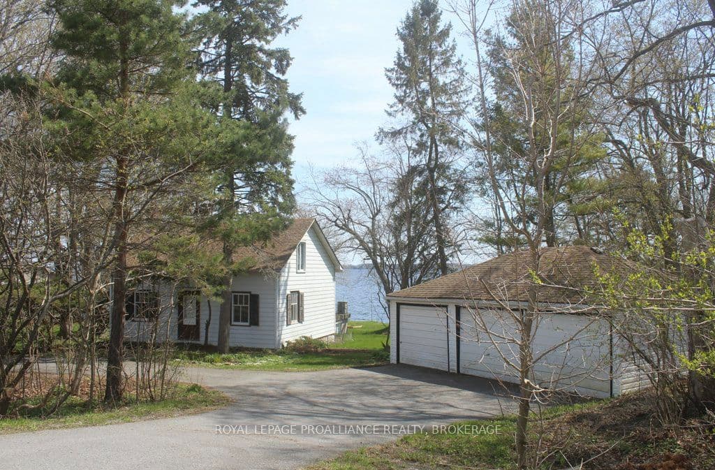 4690 Bath Road, Loyalist, ON K0H 1G0
