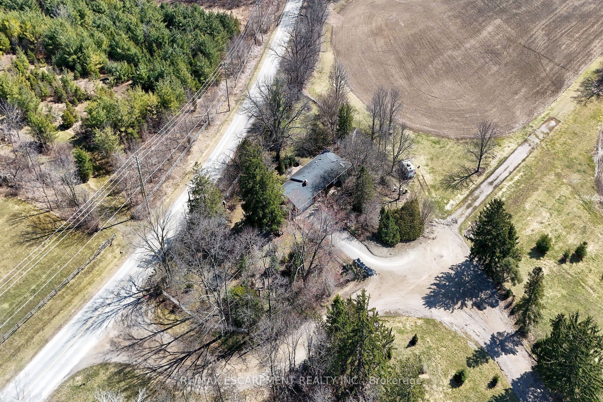360 JOHNSON Road, Brantford, ON N3T 5M1