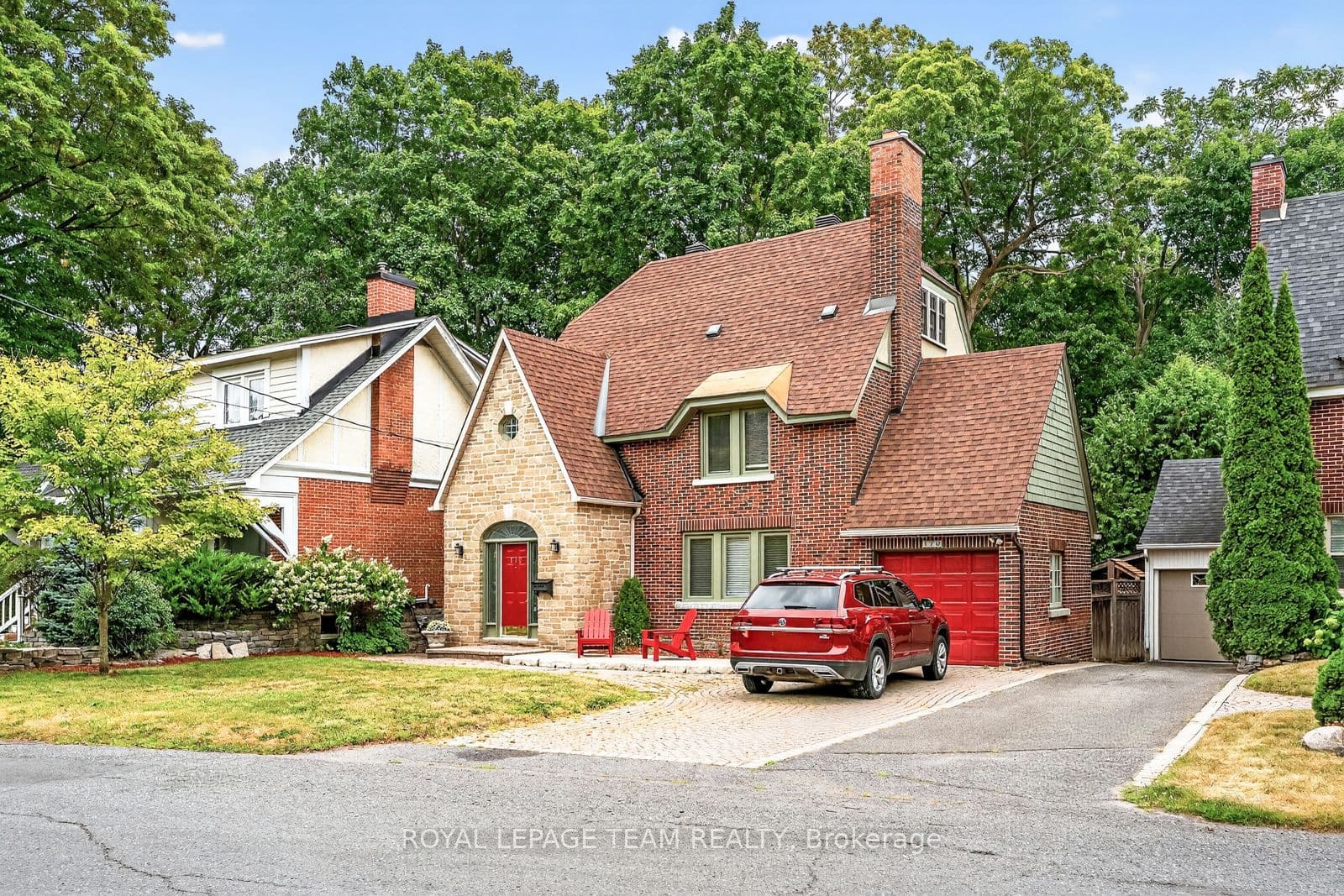 170 Acacia Avenue, Rockcliffe Park, ON K1M 0R3