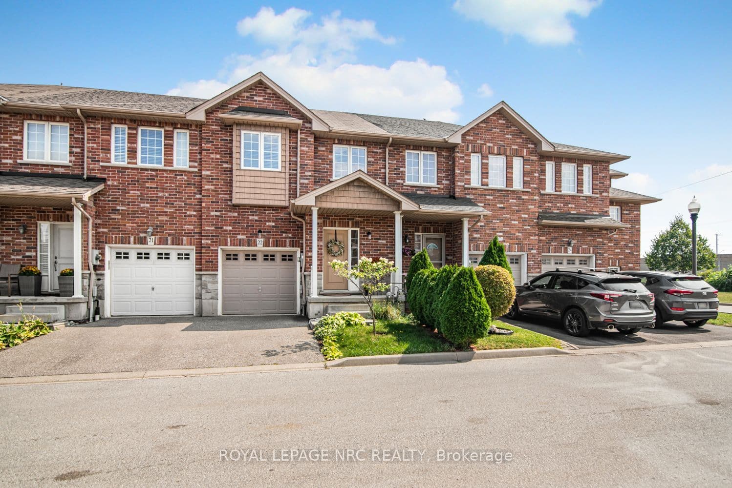 45 Seabreeze Crescent 22, Hamilton, ON L8E 0G1