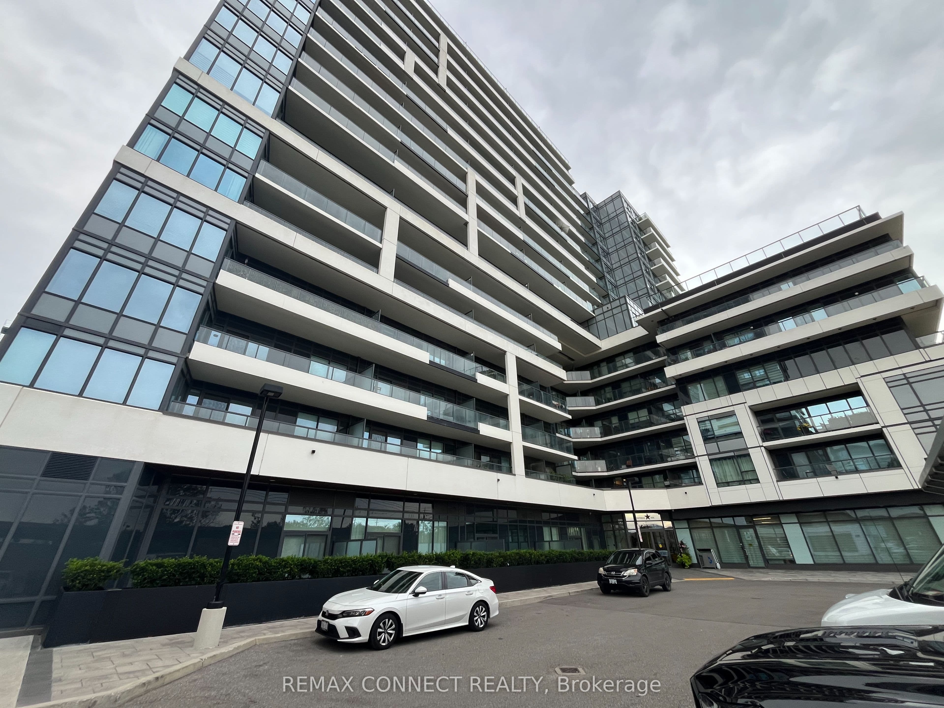 1480 Bayly Street 417, Pickering, ON L1W 0C2