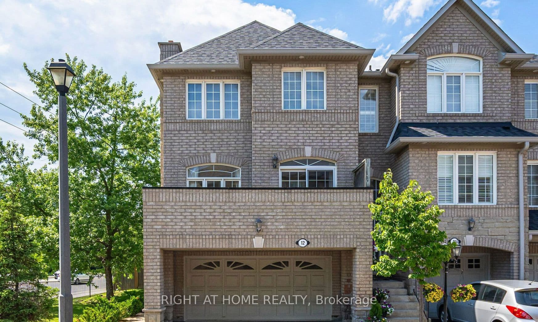 485 Bristol Road W 12, Mississauga, ON L5R 4G2
