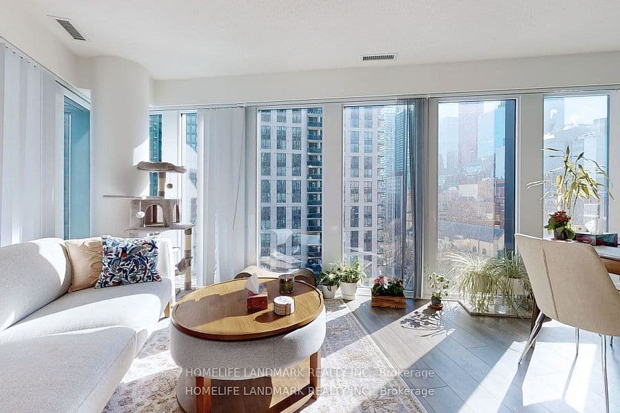 60 Shuter Street 1502, Toronto, ON M5B 1A8