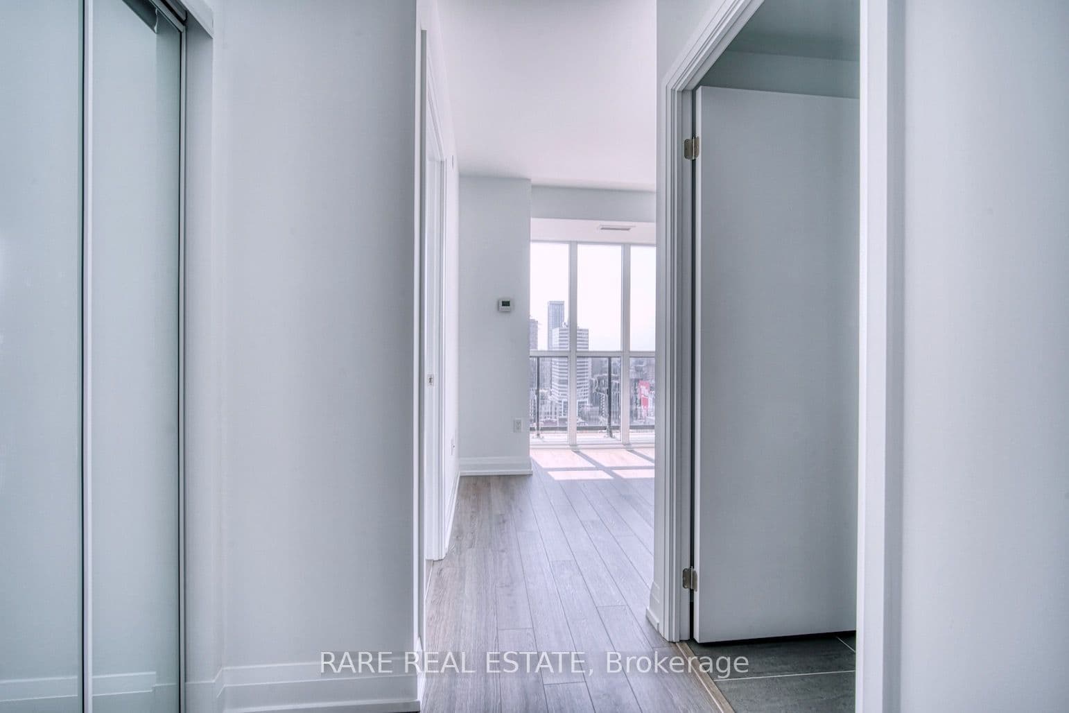 77 Mutual Street 3305, Toronto, ON M5B 0B9