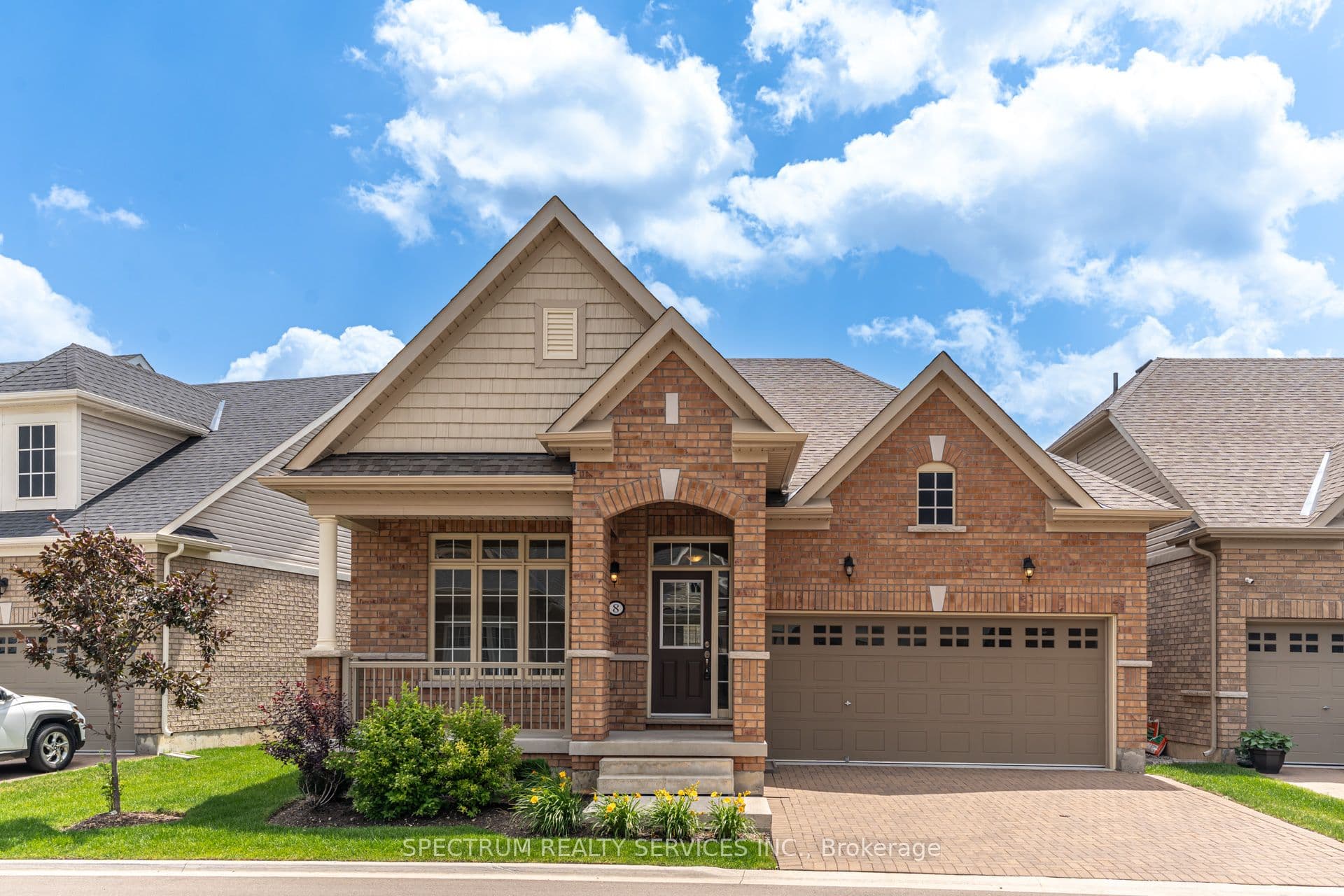 8 Abelia Street, Brampton, ON L6R 4C7