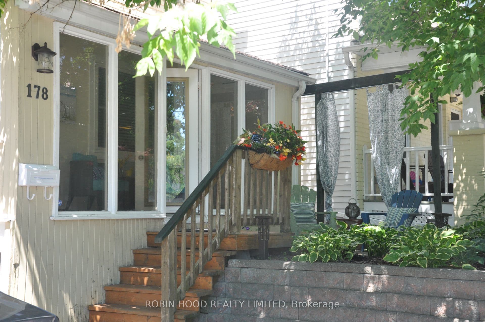178 Bellefair Avenue Main House, Toronto, ON M4L 3T9