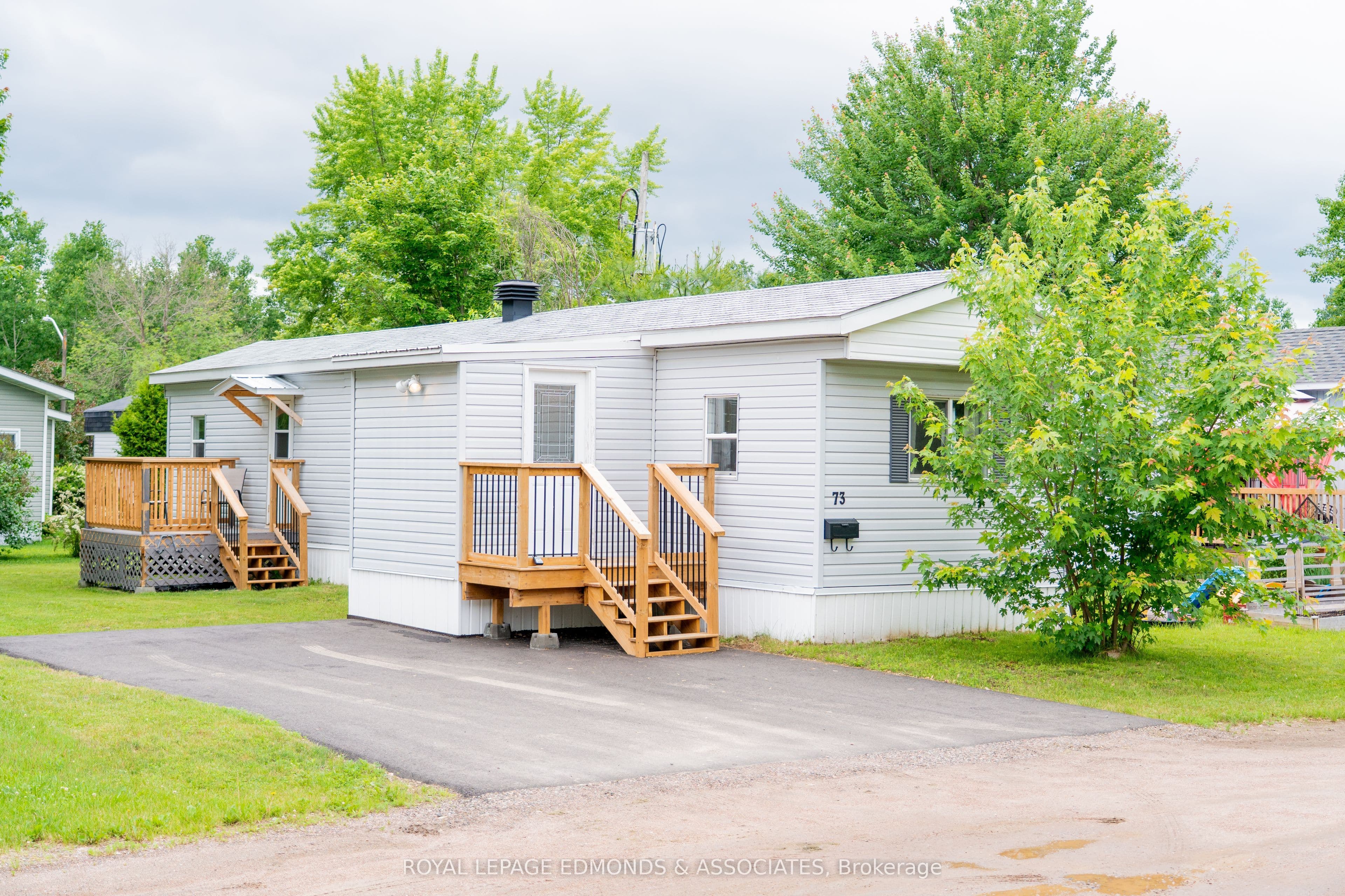 73 Pinehurst Estates, Petawawa, ON K8H 2H2
