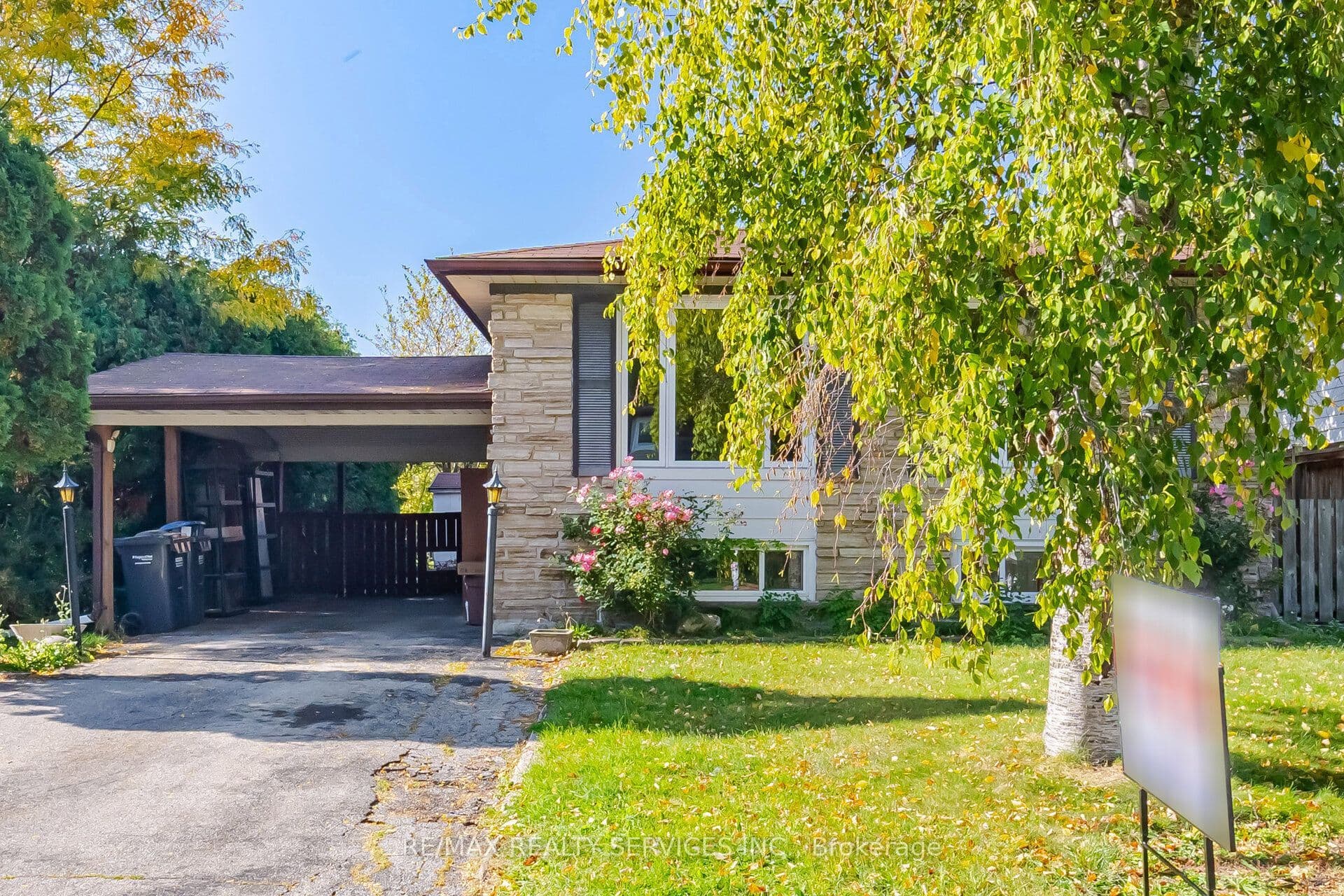 49 Ferndale Crescent, Brampton, ON L6W 1G1