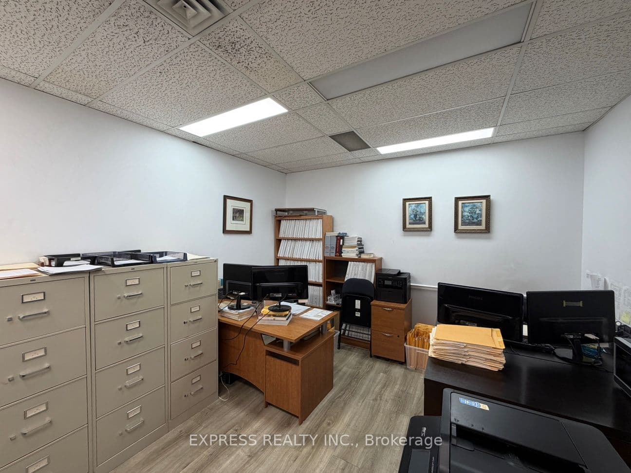 121 Willowdale Avenue 206, Toronto, ON M2N 6A3
