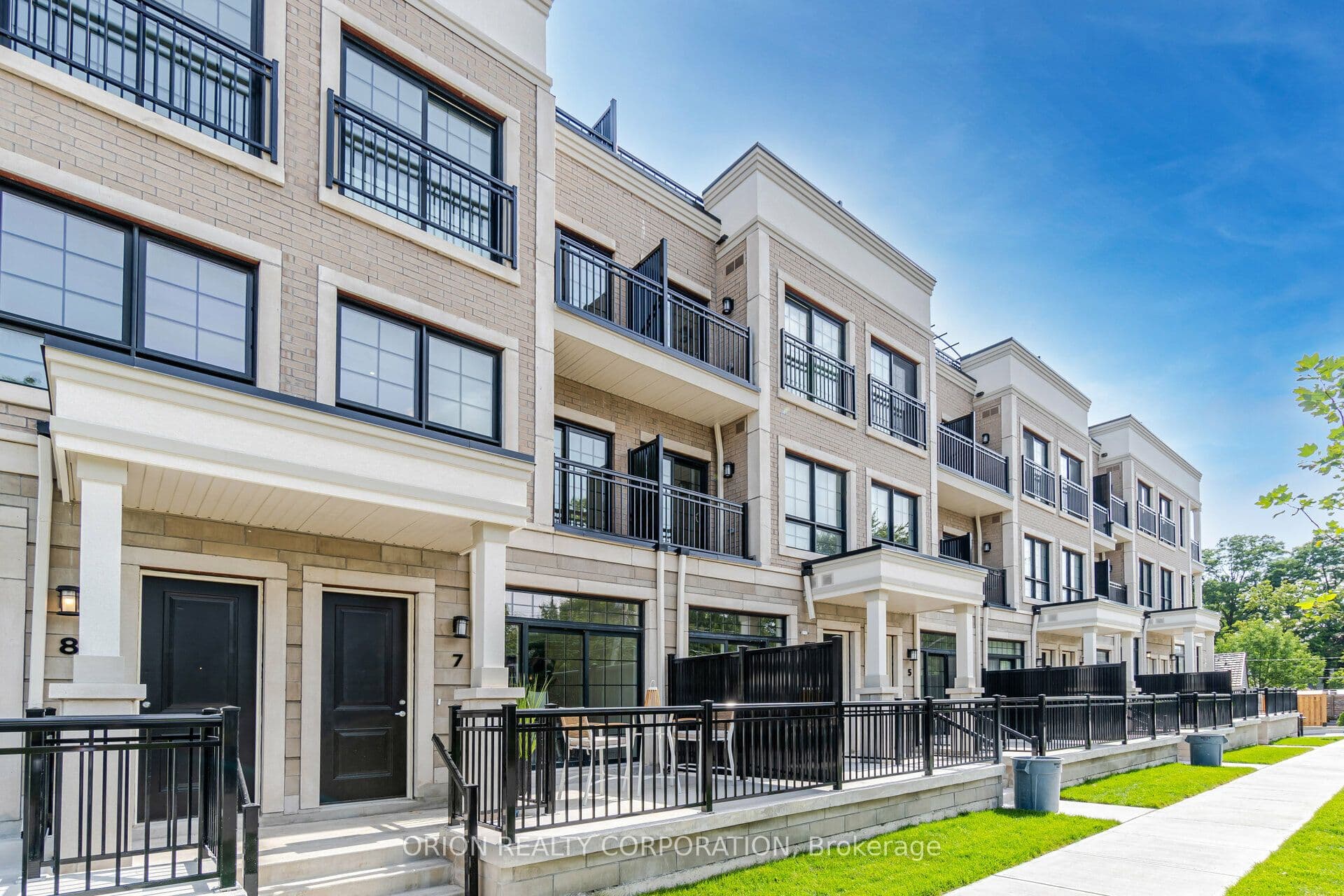 95 Brookfield Road 6, Oakville, ON L6K 2Y8
