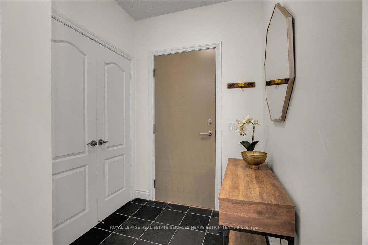 319 Merton Street 1116, Toronto, ON M4S 1A5