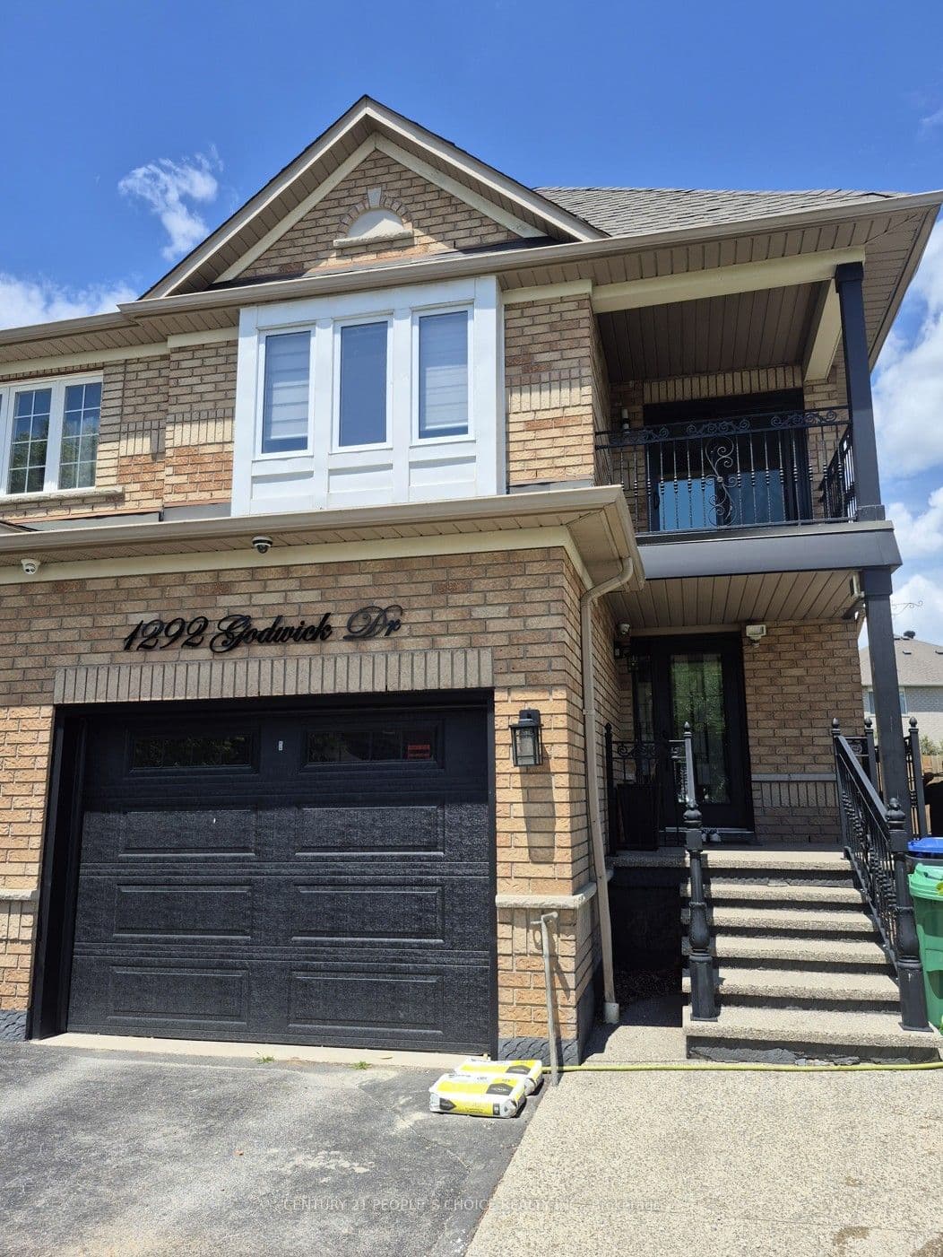 1292 Godwick Drive (Lower), Mississauga, ON L5N 7X3