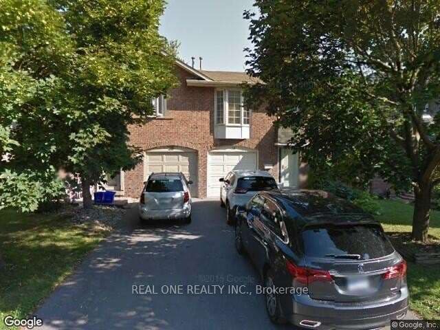28 Foxglove Court, Markham, ON L3R 3Y3