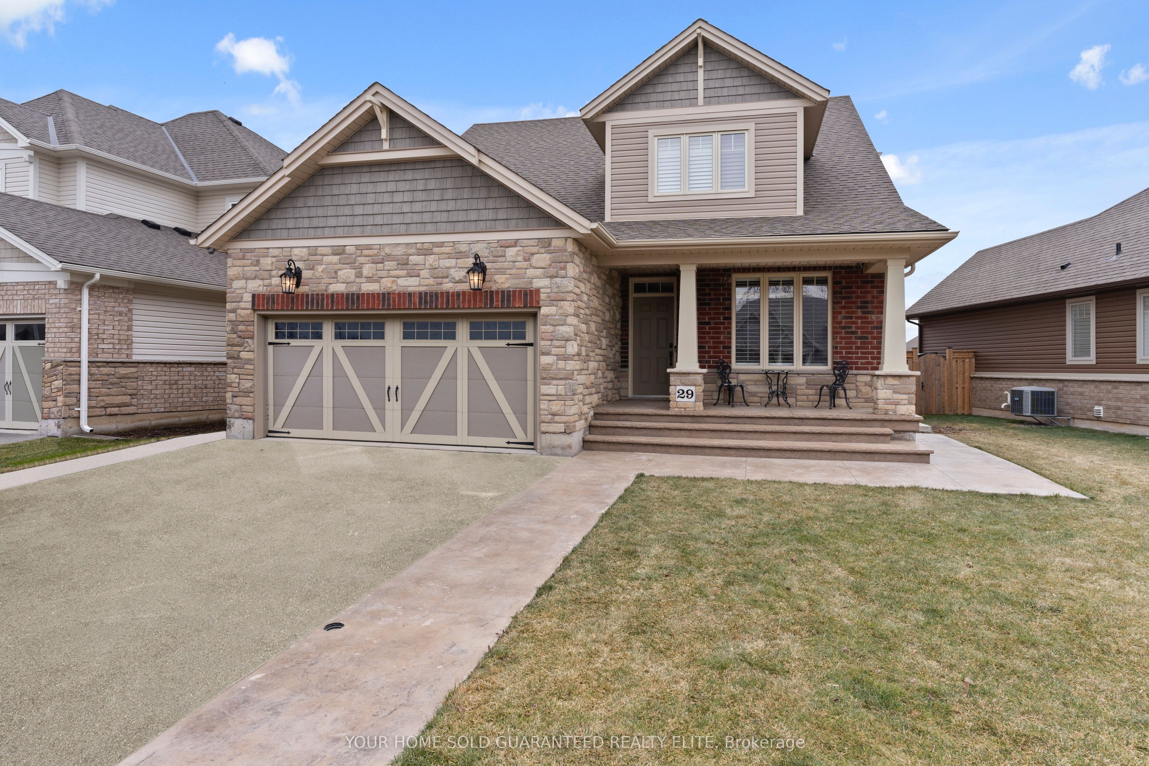 29 Harvest Gate, West Lincoln, ON L0R 2A0