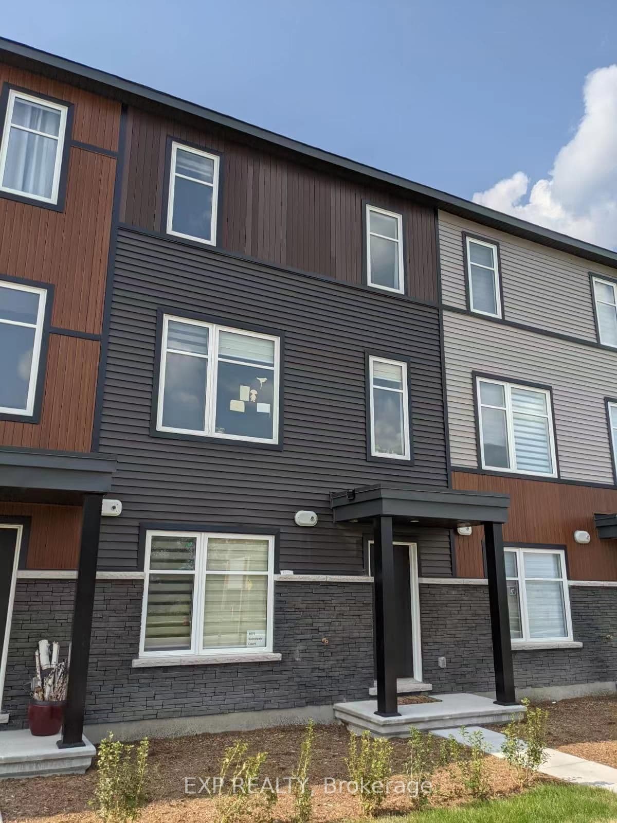 1075 SPEEDVALE Court, Kanata, ON K2T 0P6