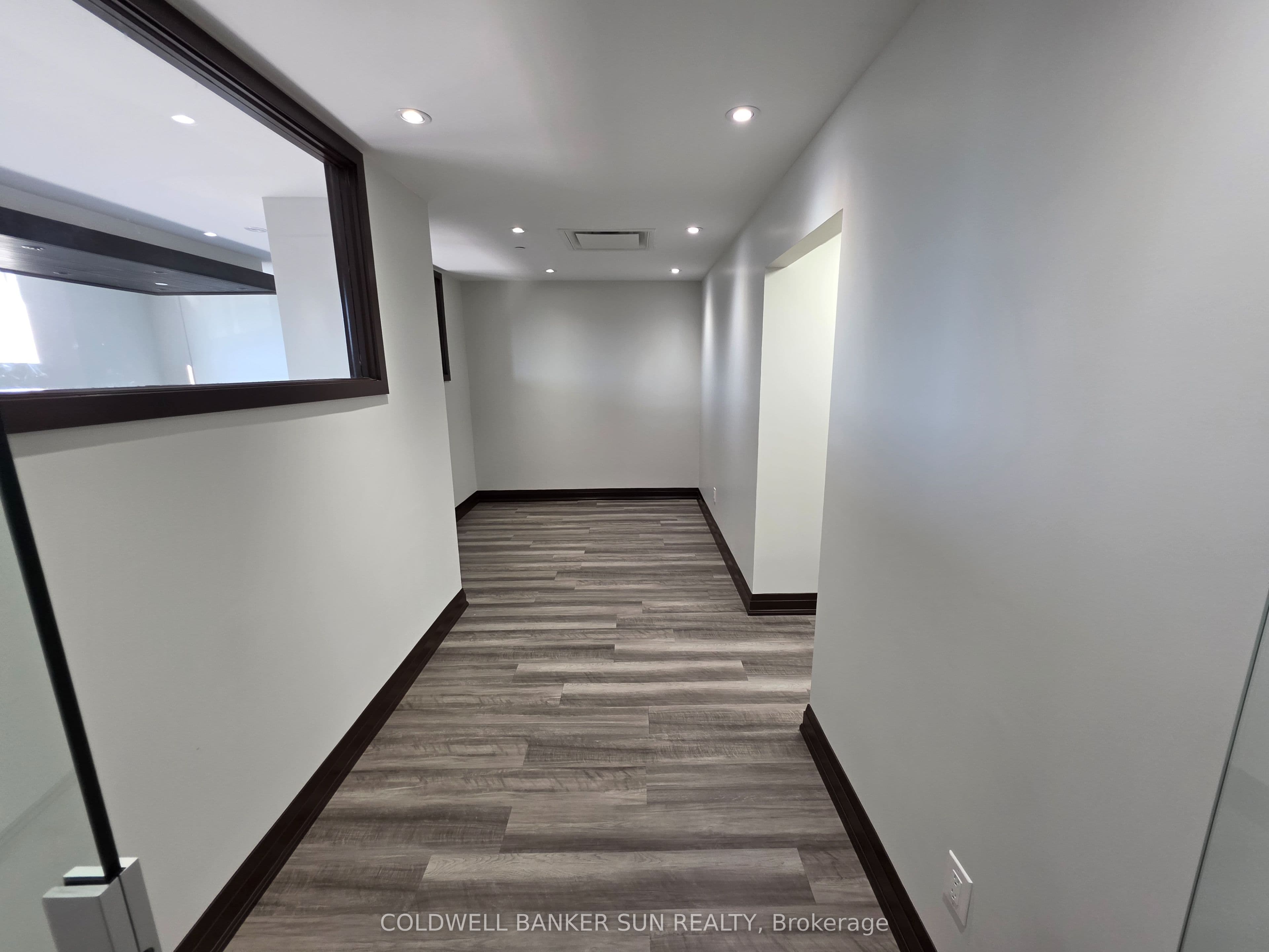 1200 Derry Road E 7, Mississauga, ON L5T 0B3