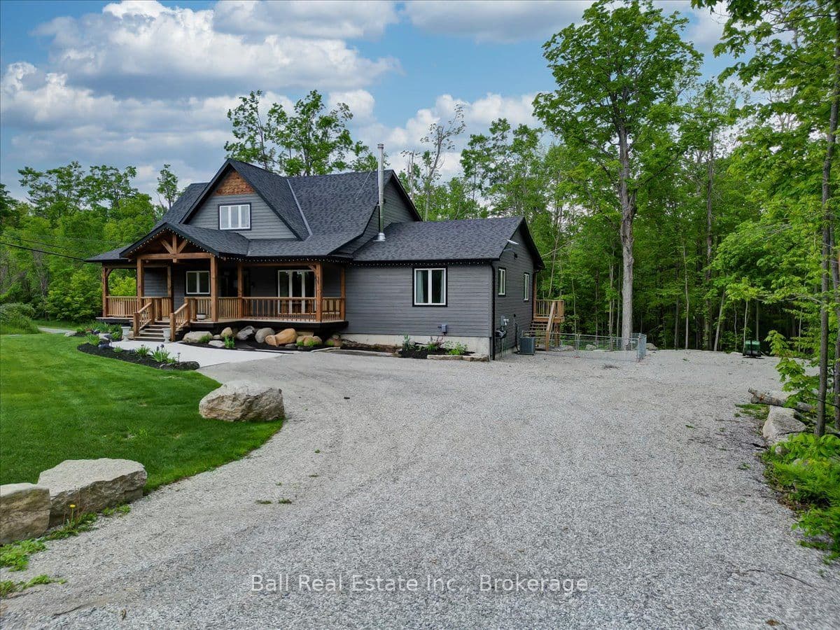 18 Six Foot Bay Road, Trent Lakes, ON K0L 1J0