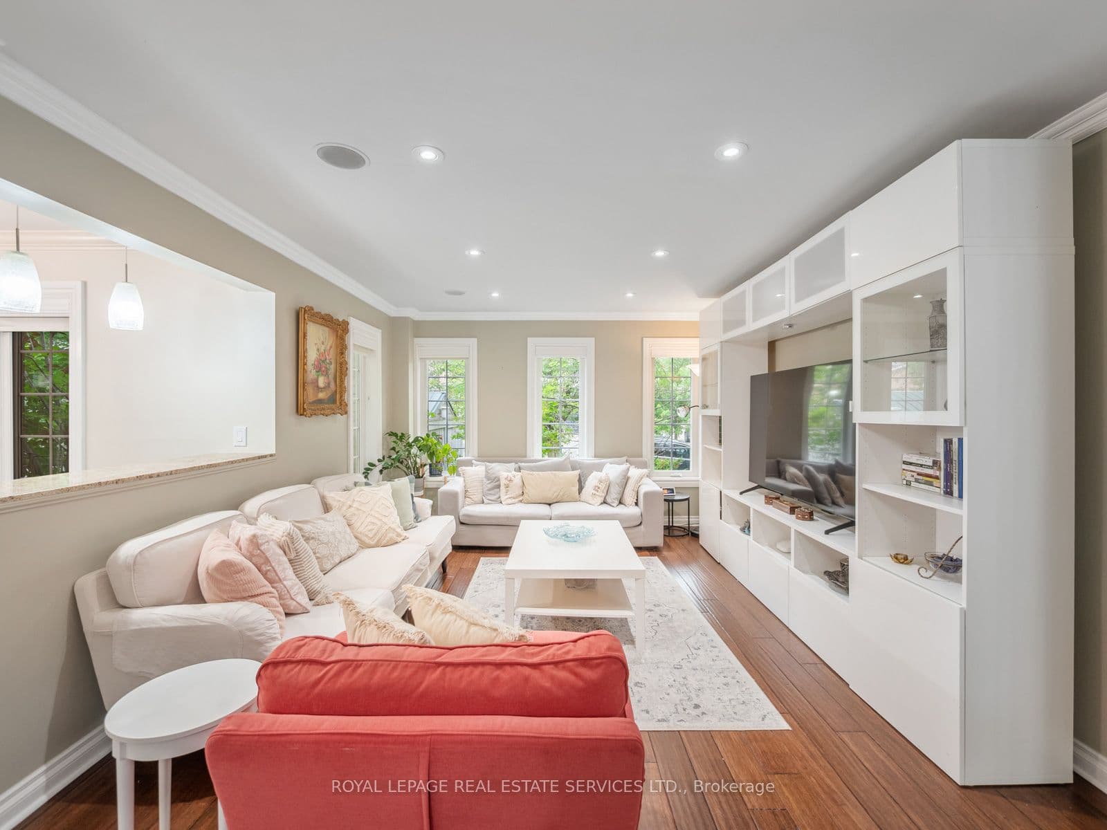 63 Deerglen Terrace, Aurora, ON L4G 6Y2