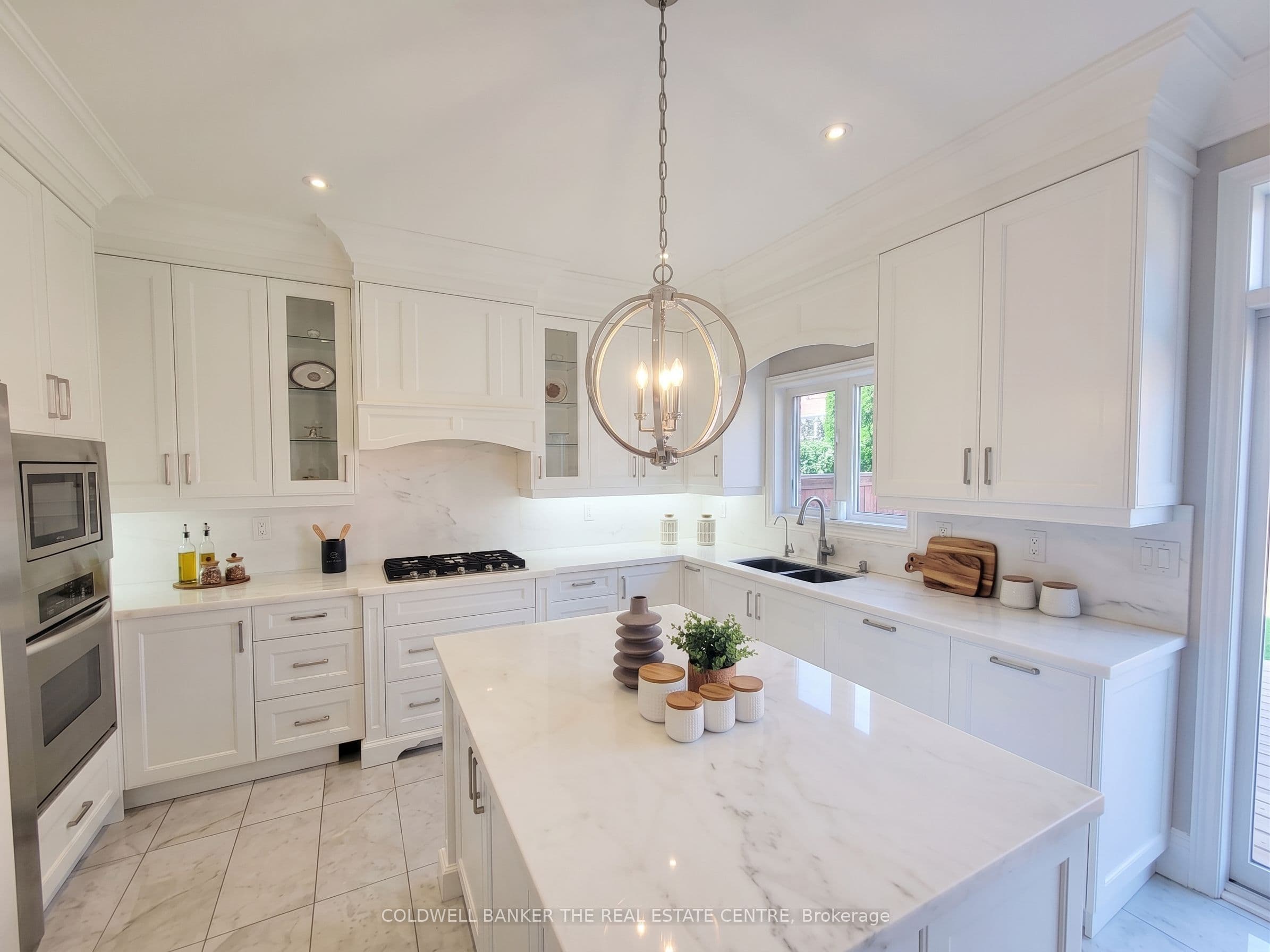 304 Tower Hill Road, Richmond Hill, ON L4E 0A7
